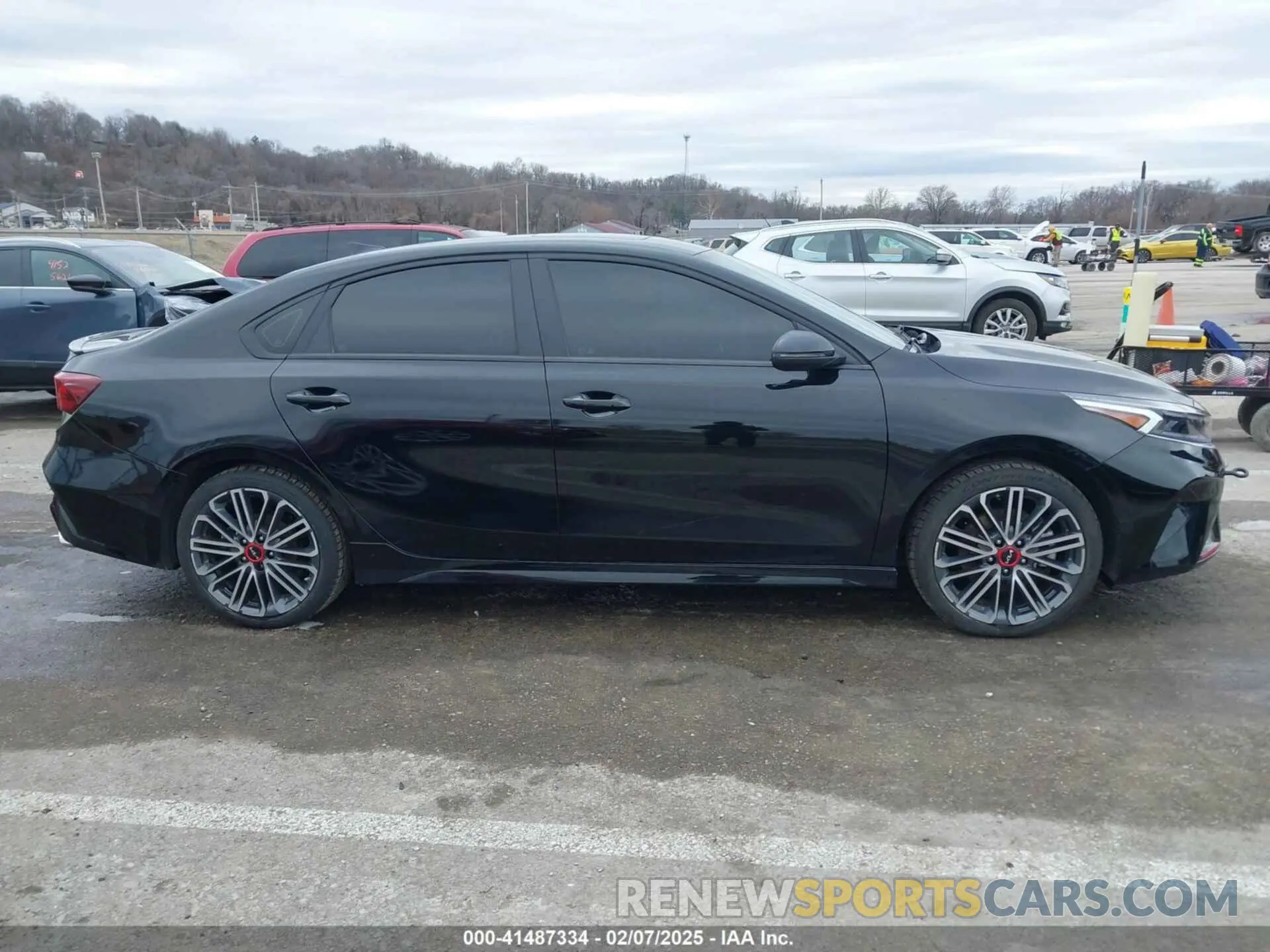 13 fotografías del automóvil dañado 3KPF44AC1PE677400 KIA FORTE 2023