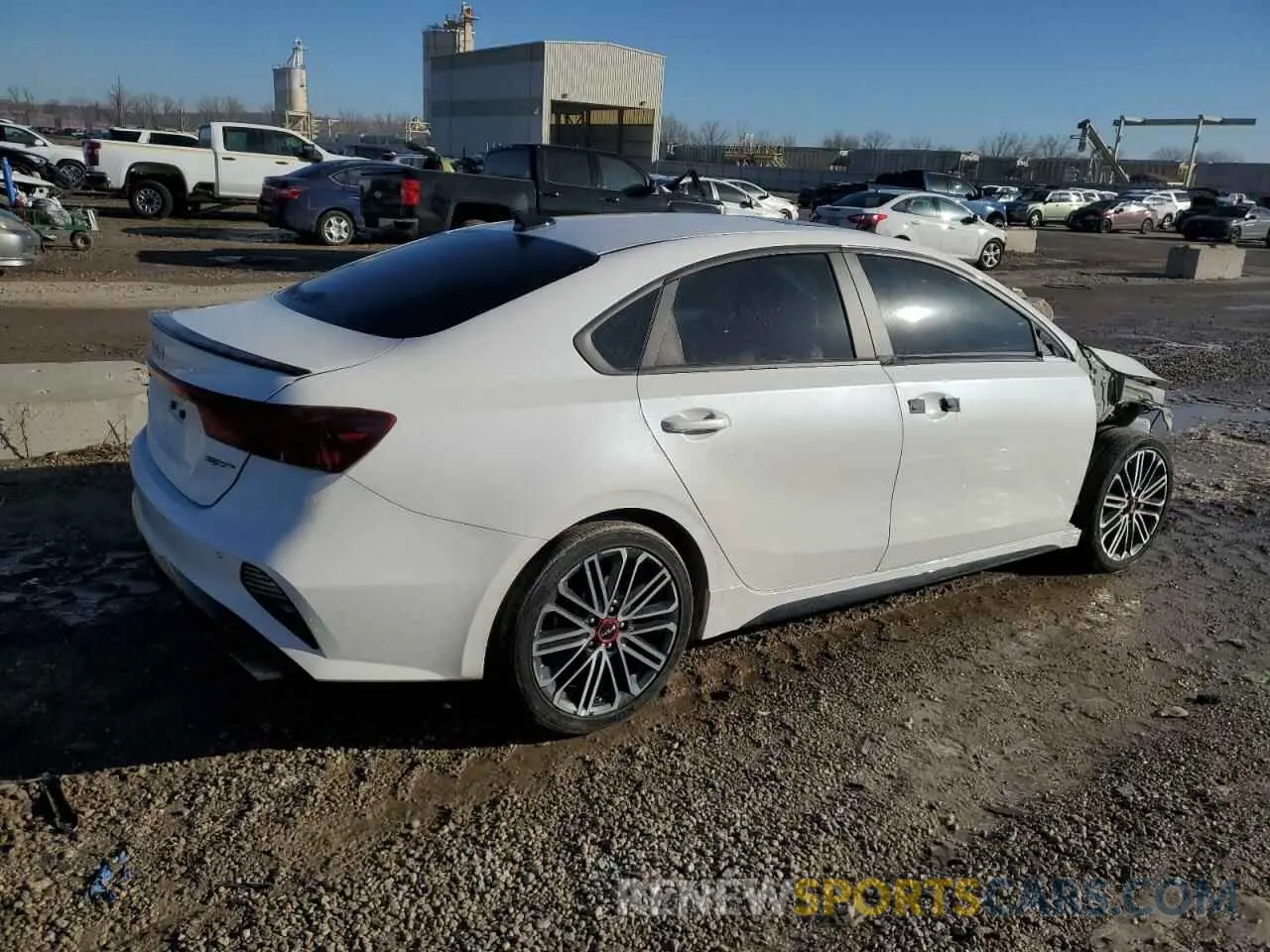 3 fotografías del automóvil dañado 3KPF44AC2PE540451 KIA FORTE 2023