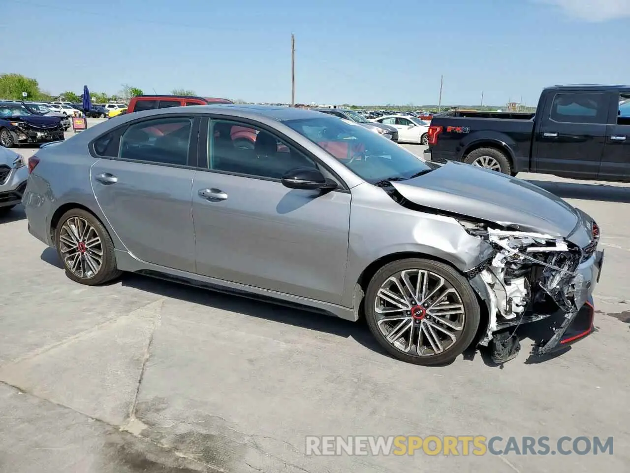 4 fotografías del automóvil dañado 3KPF44AC6PE631061 KIA FORTE 2023
