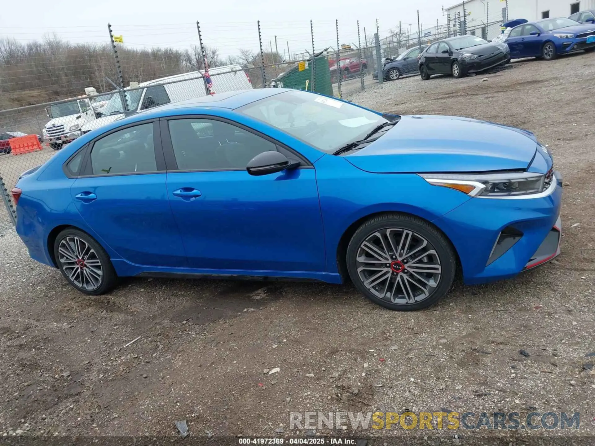 13 fotografías del automóvil dañado 3KPF44AC9PE565038 KIA FORTE 2023