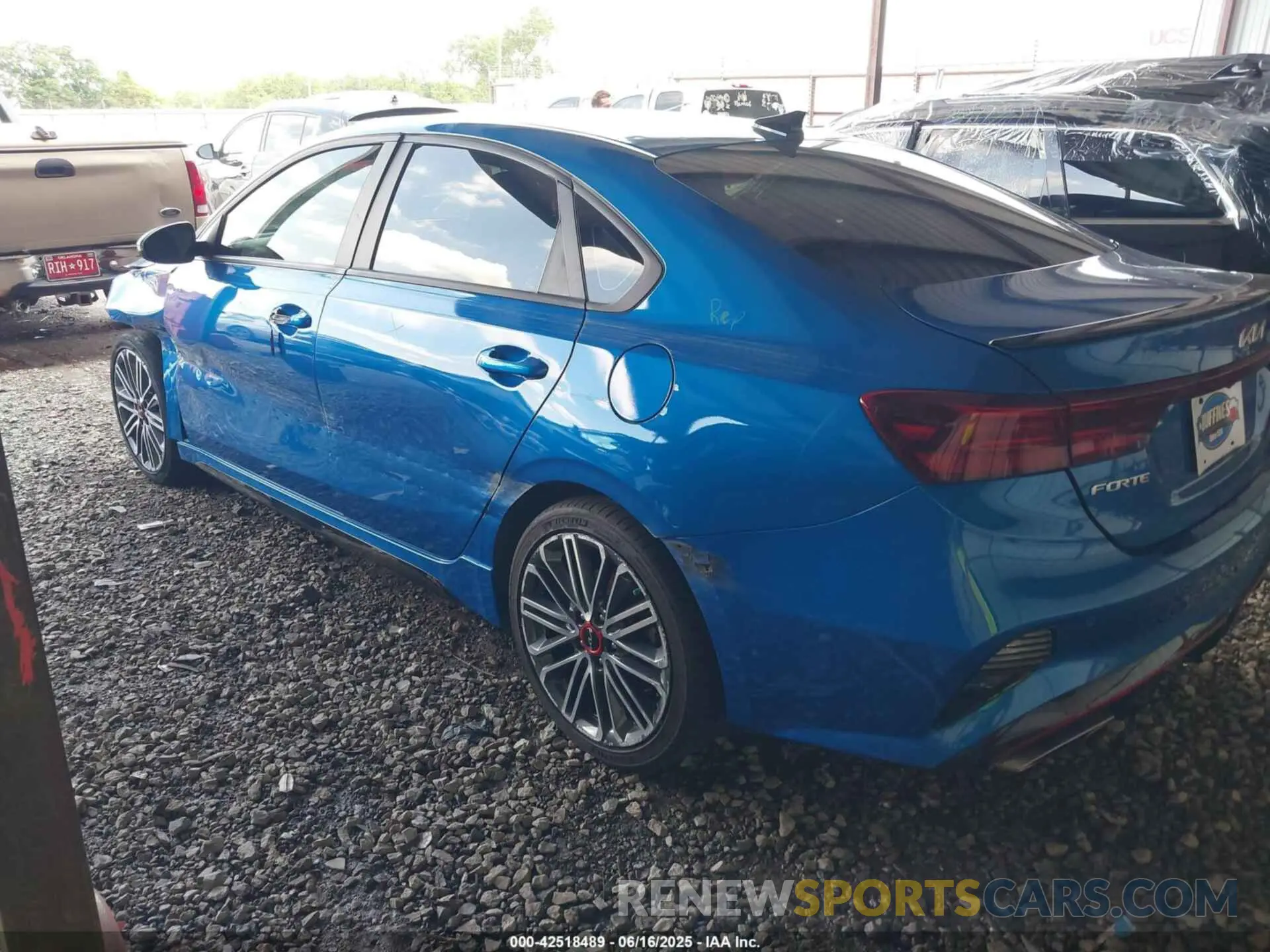 3 fotografías del automóvil dañado 3KPF44ACXPE547776 KIA FORTE 2023