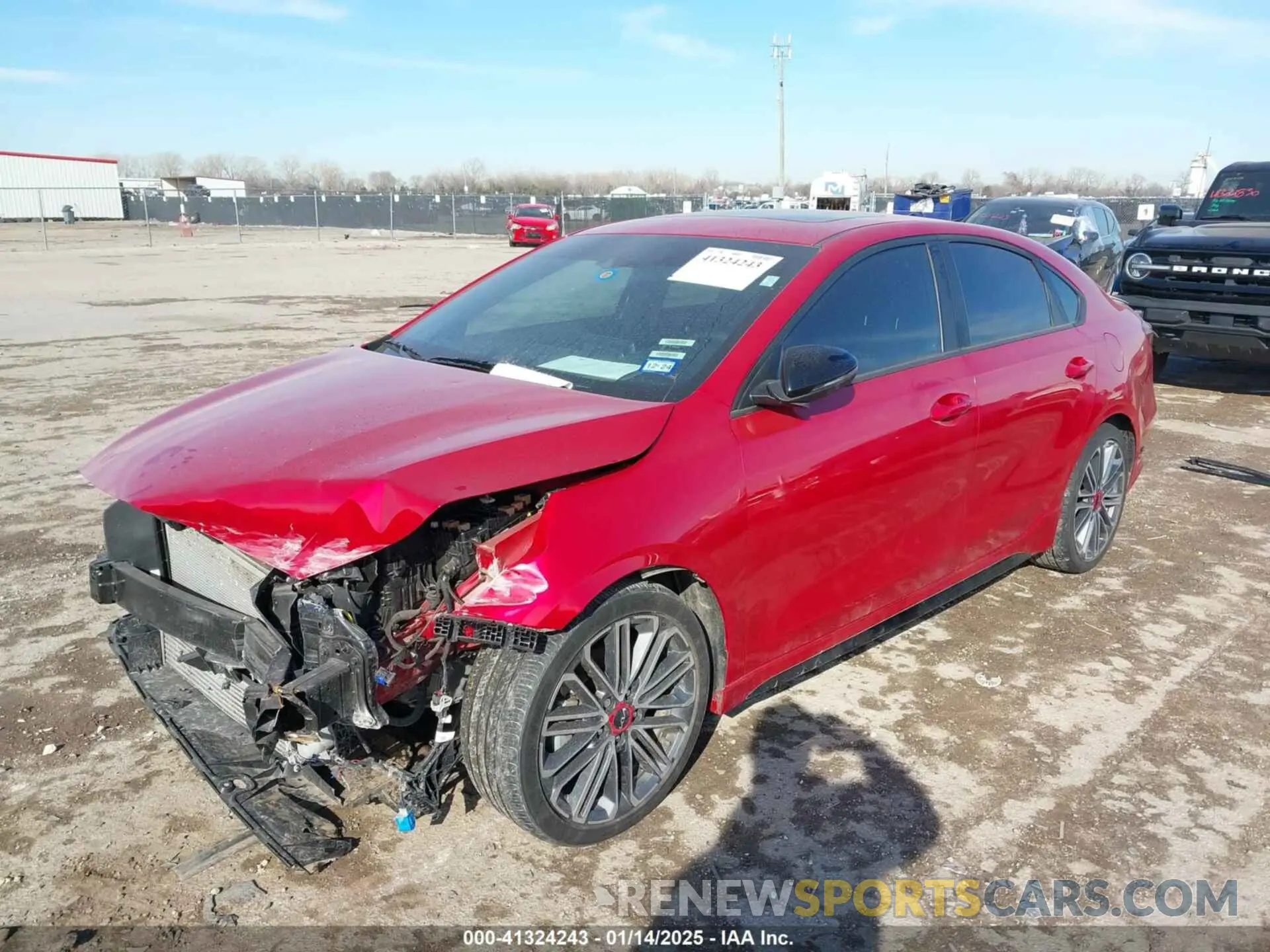 2 fotografías del automóvil dañado 3KPF44ACXPE563556 KIA FORTE 2023