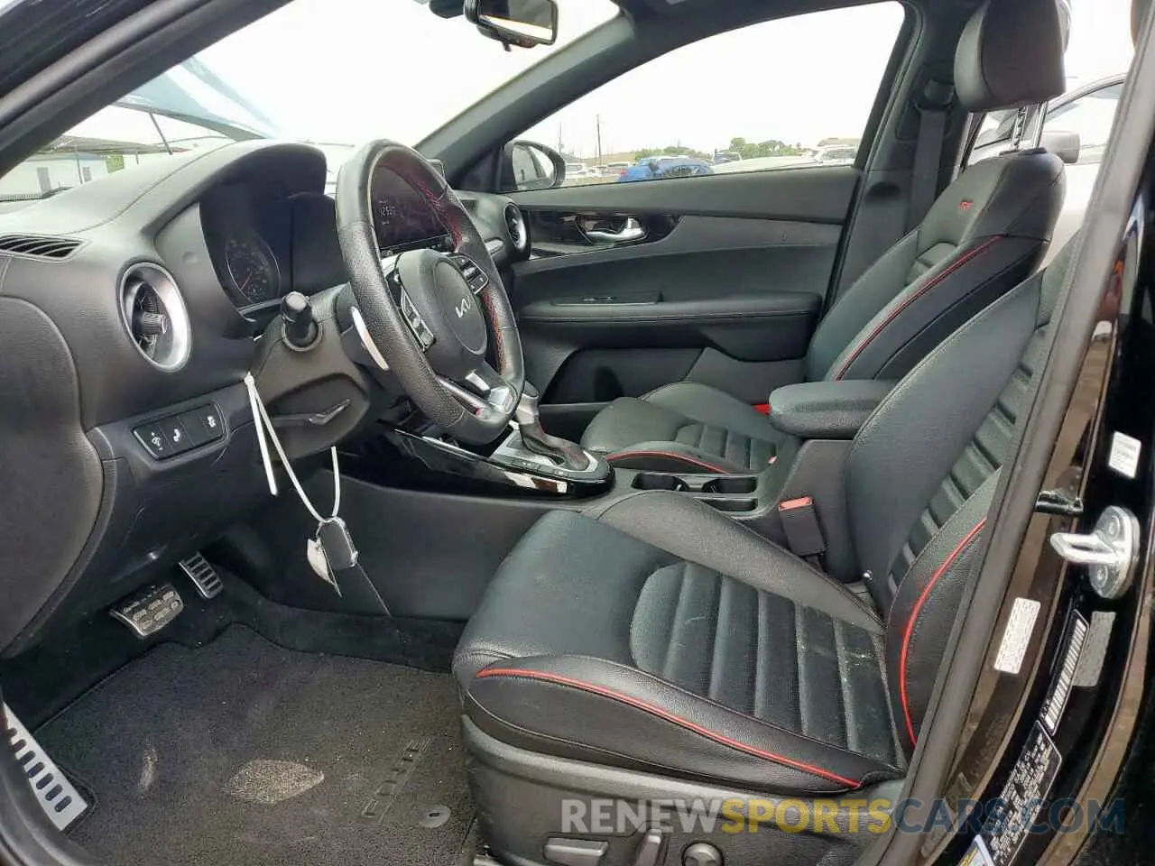 7 fotografías del automóvil dañado 3KPF44ACXPE617261 KIA FORTE 2023