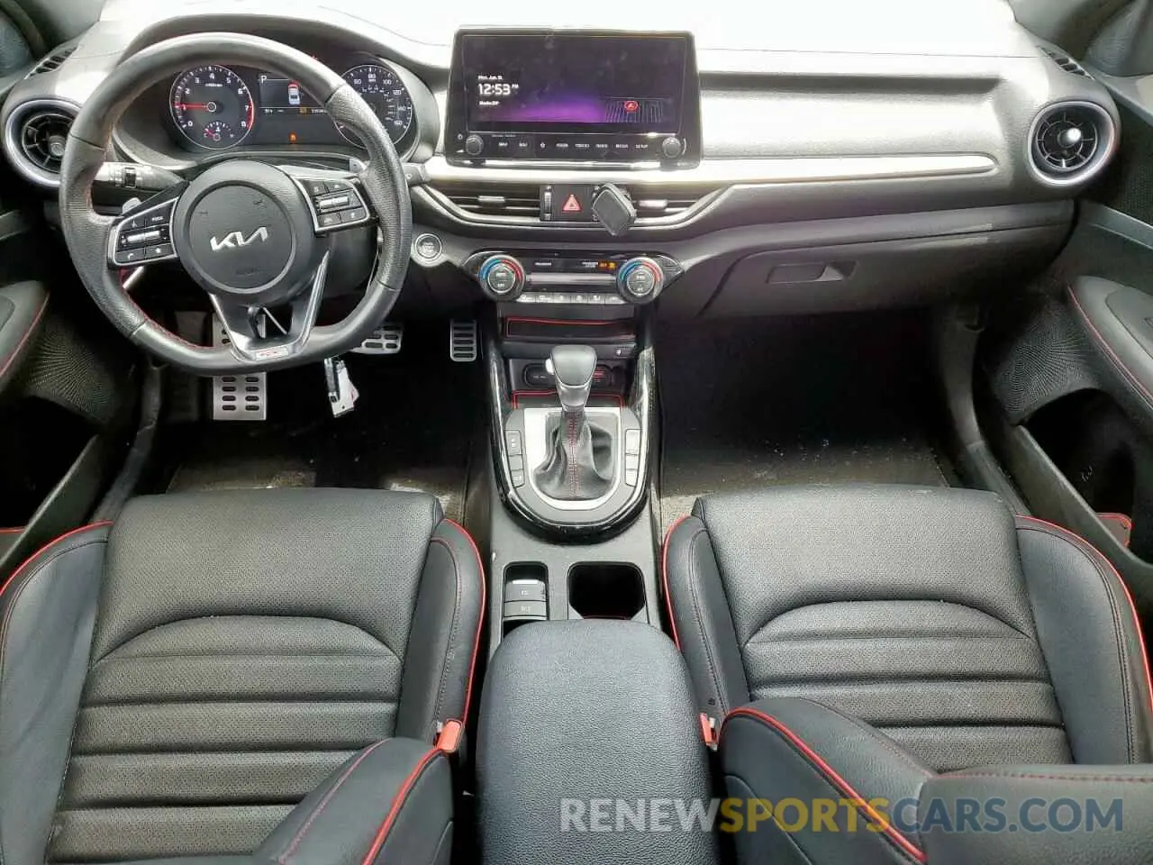 8 fotografías del automóvil dañado 3KPF44ACXPE617261 KIA FORTE 2023