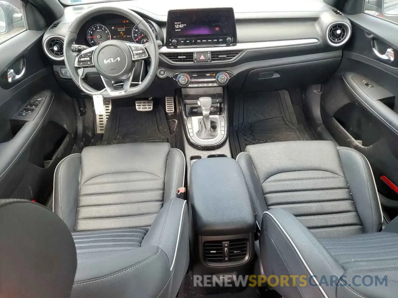 8 fotografías del automóvil dañado 3KPF54AD0PE651893 KIA FORTE 2023