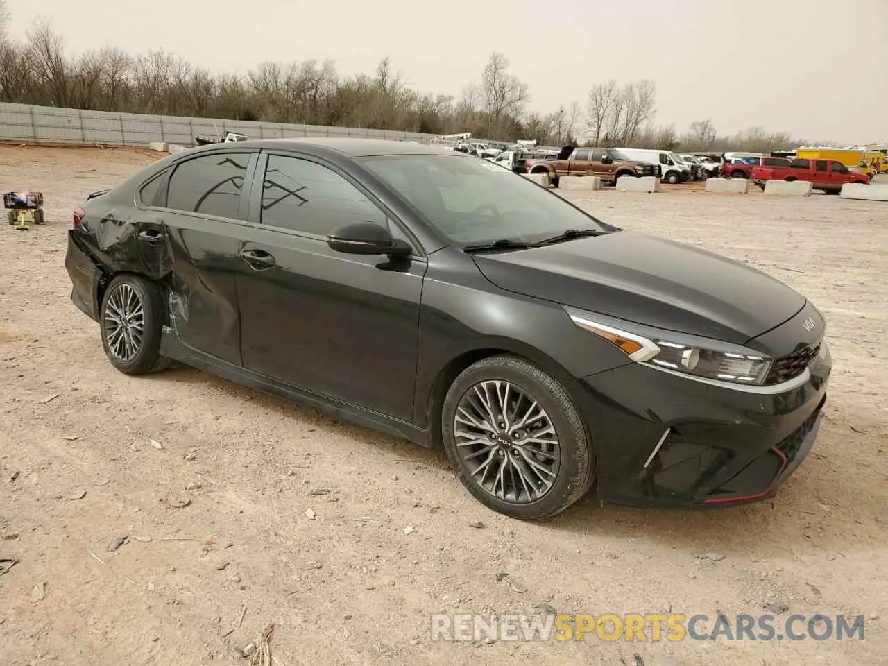 4 fotografías del automóvil dañado 3KPF54AD1PE530063 KIA FORTE 2023