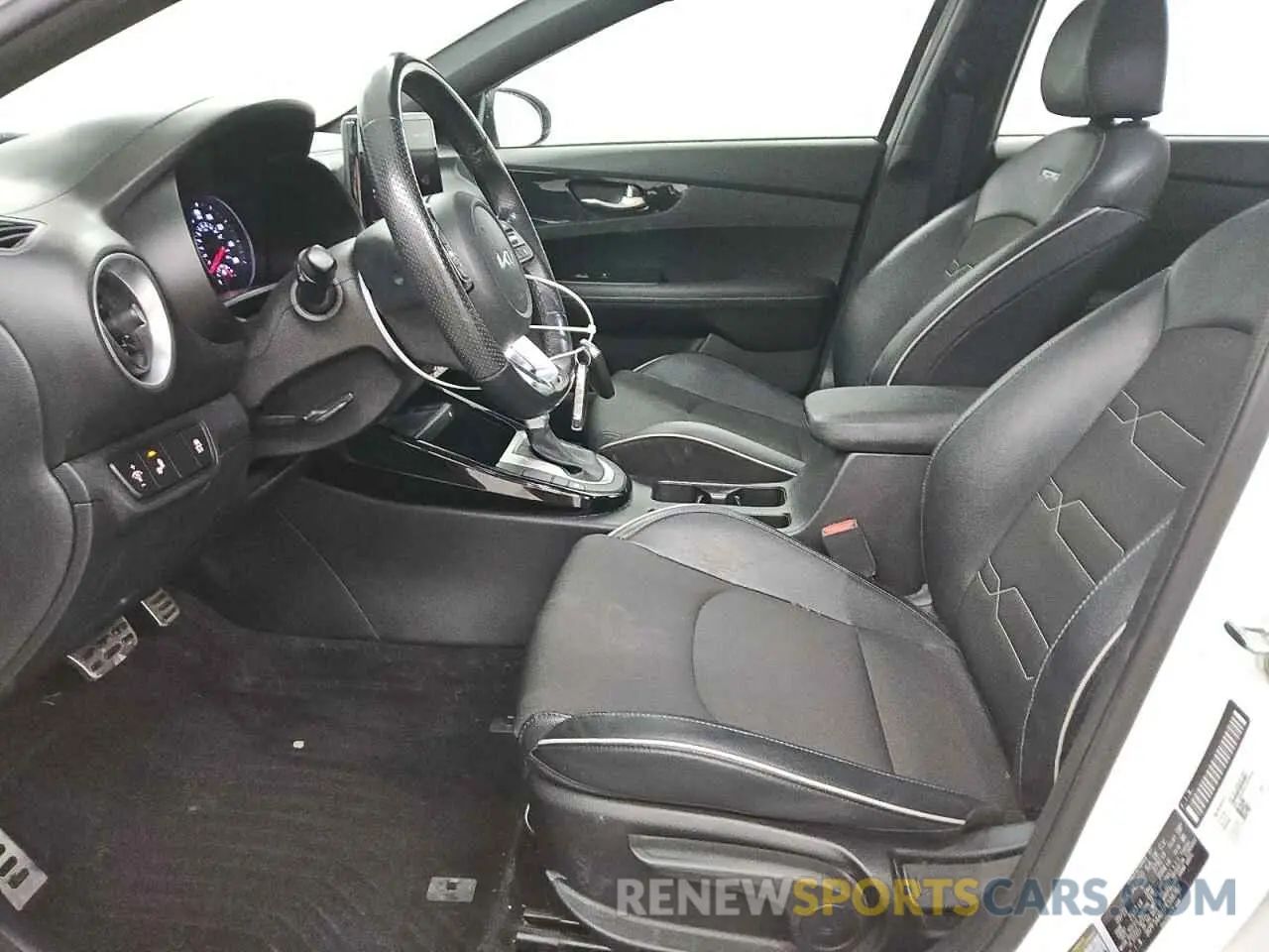 7 fotografías del automóvil dañado 3KPF54AD1PE538762 KIA FORTE 2023