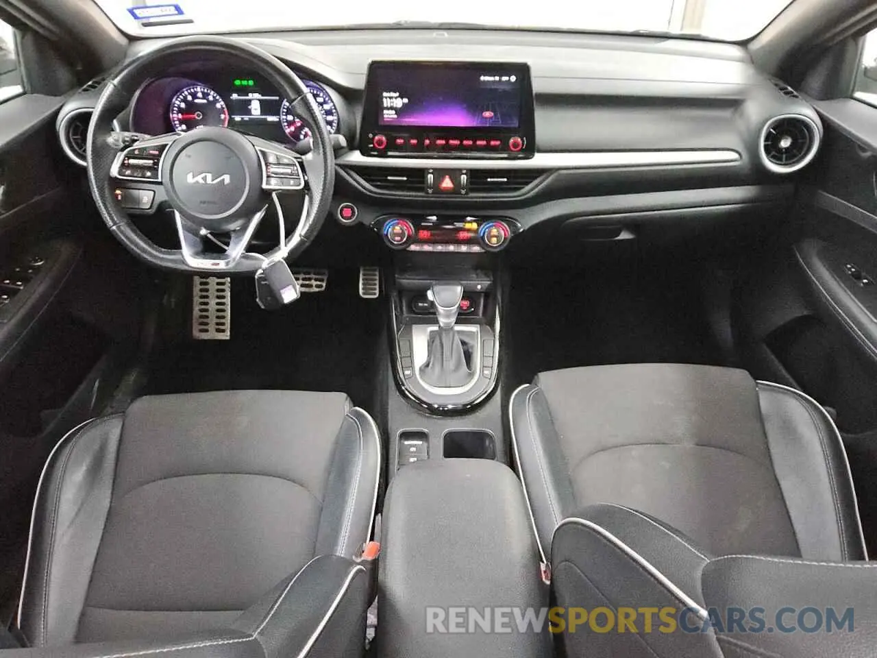 8 fotografías del automóvil dañado 3KPF54AD1PE538762 KIA FORTE 2023