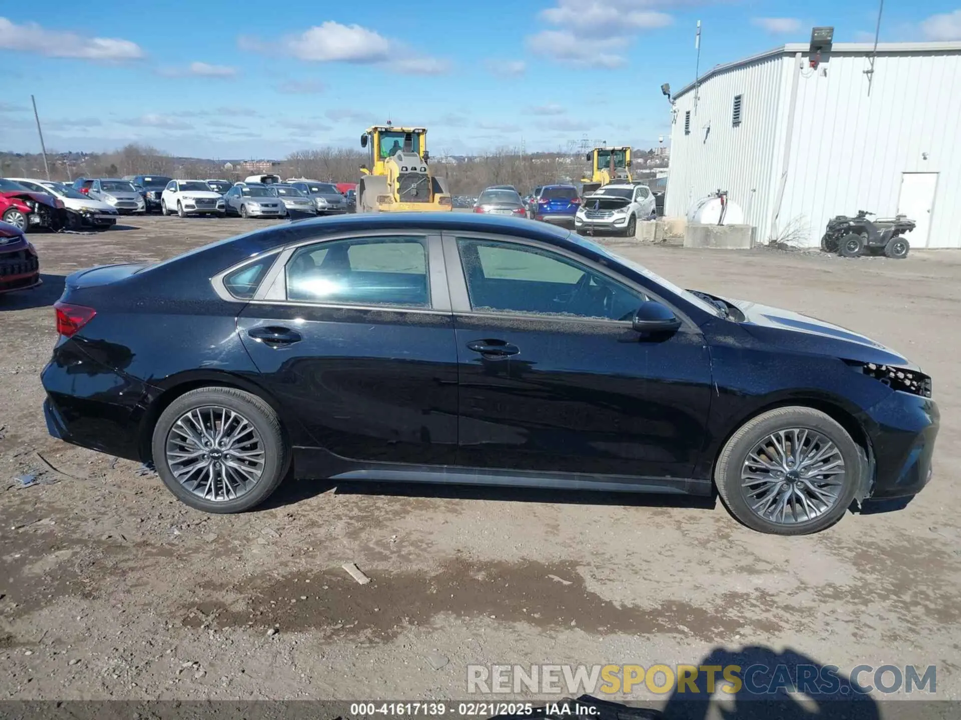 14 fotografías del automóvil dañado 3KPF54AD2PE533568 KIA FORTE 2023