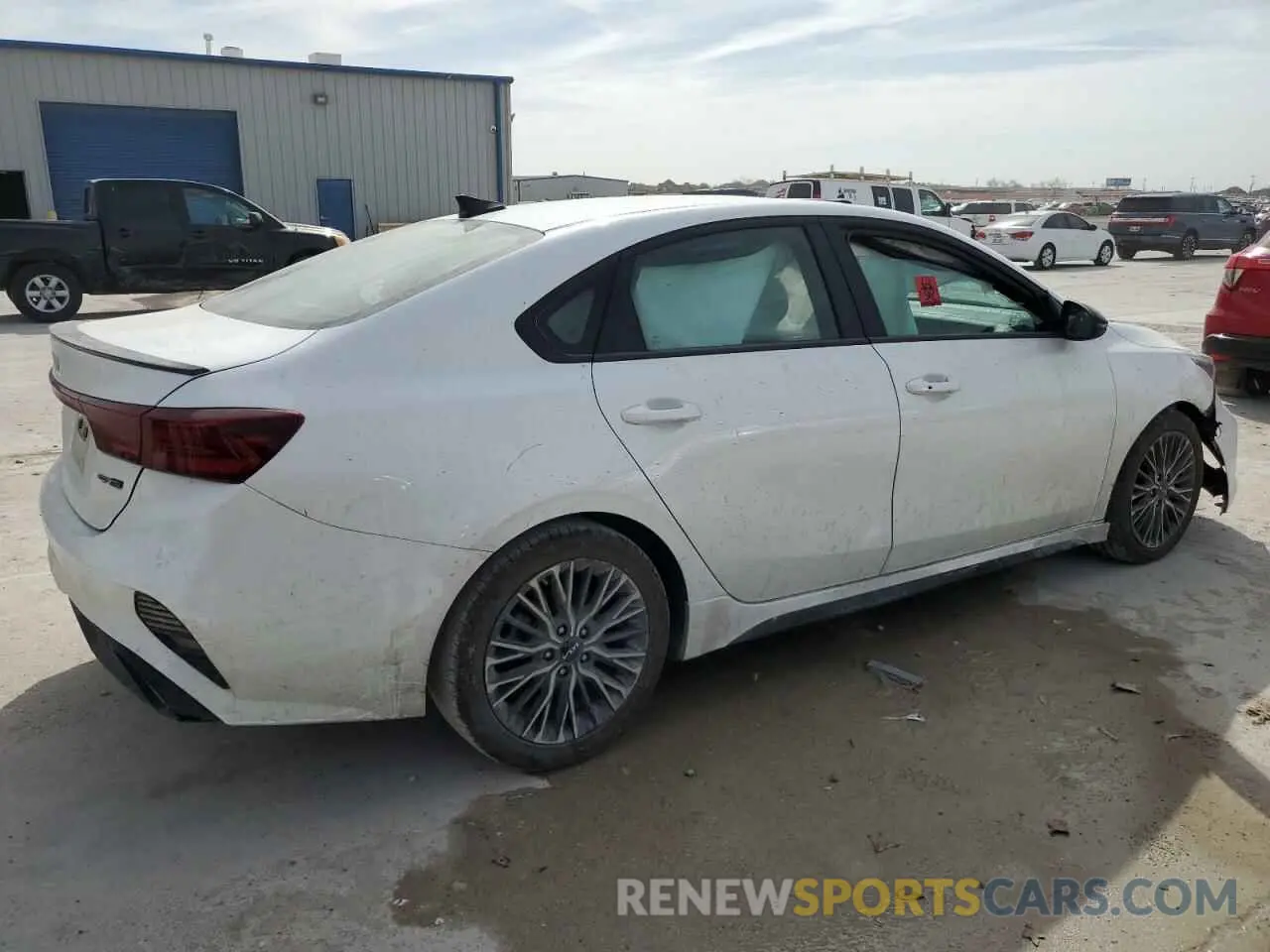 3 fotografías del automóvil dañado 3KPF54AD2PE553299 KIA FORTE 2023
