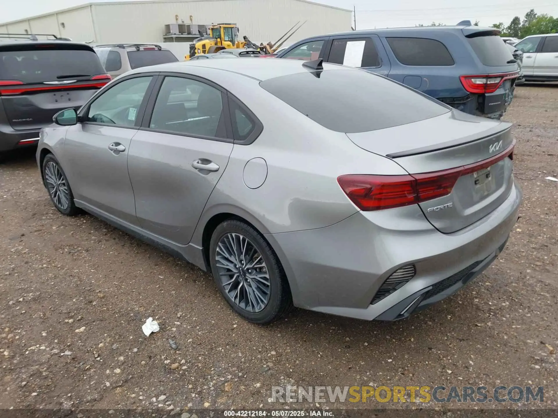 3 fotografías del automóvil dañado 3KPF54AD2PE587940 KIA FORTE 2023