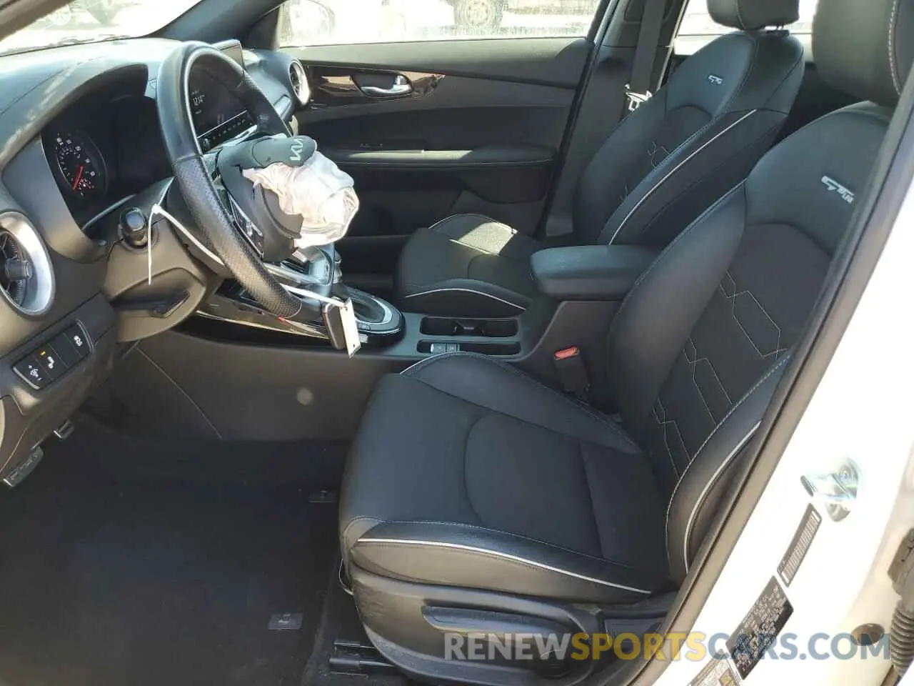 7 fotografías del automóvil dañado 3KPF54AD2PE627806 KIA FORTE 2023