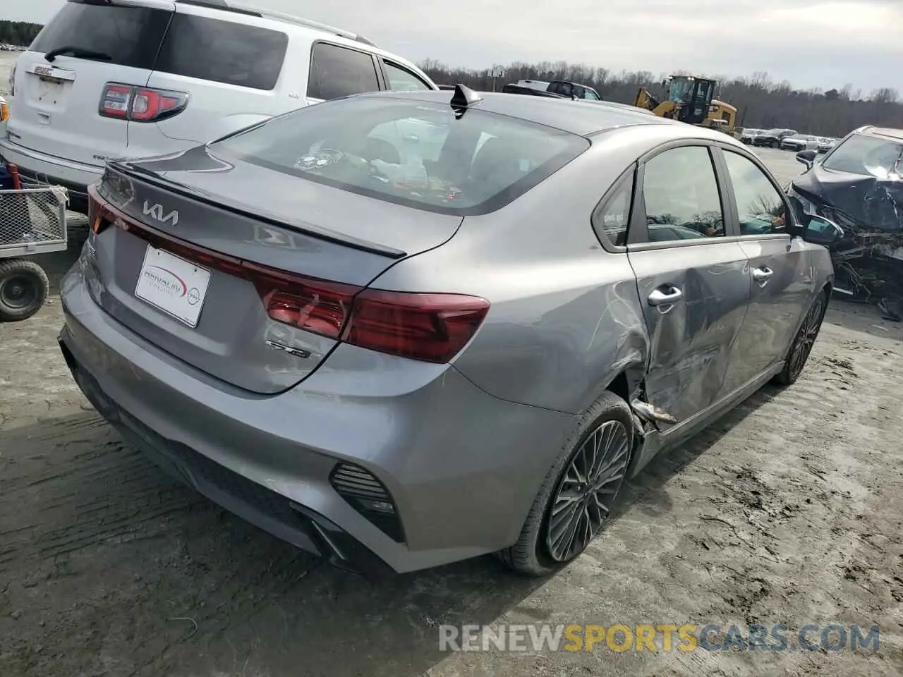 3 fotografías del automóvil dañado 3KPF54AD2PE642130 KIA FORTE 2023