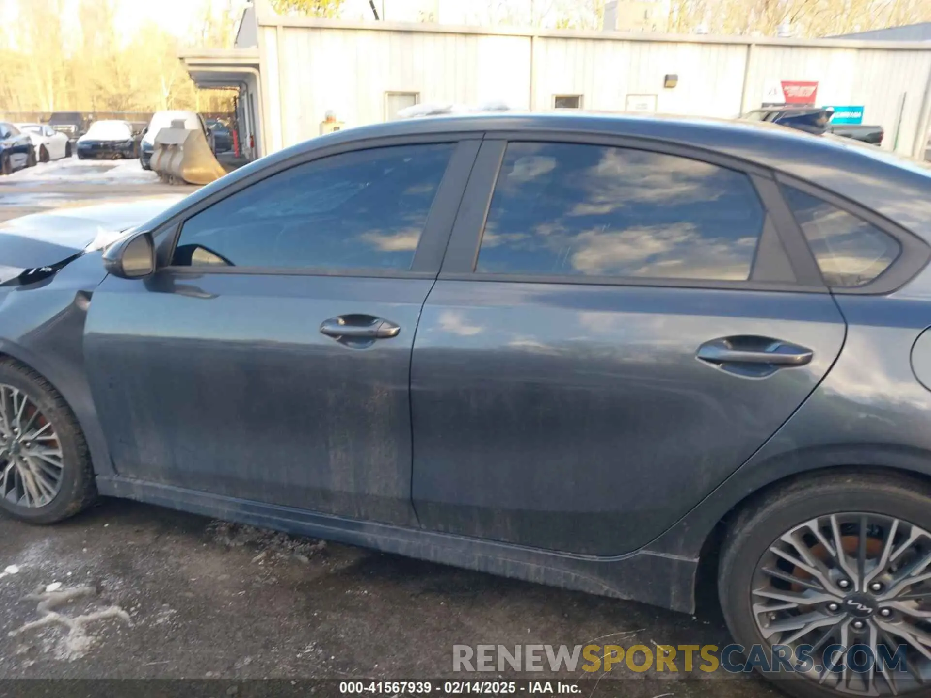15 fotografías del automóvil dañado 3KPF54AD3PE520859 KIA FORTE 2023