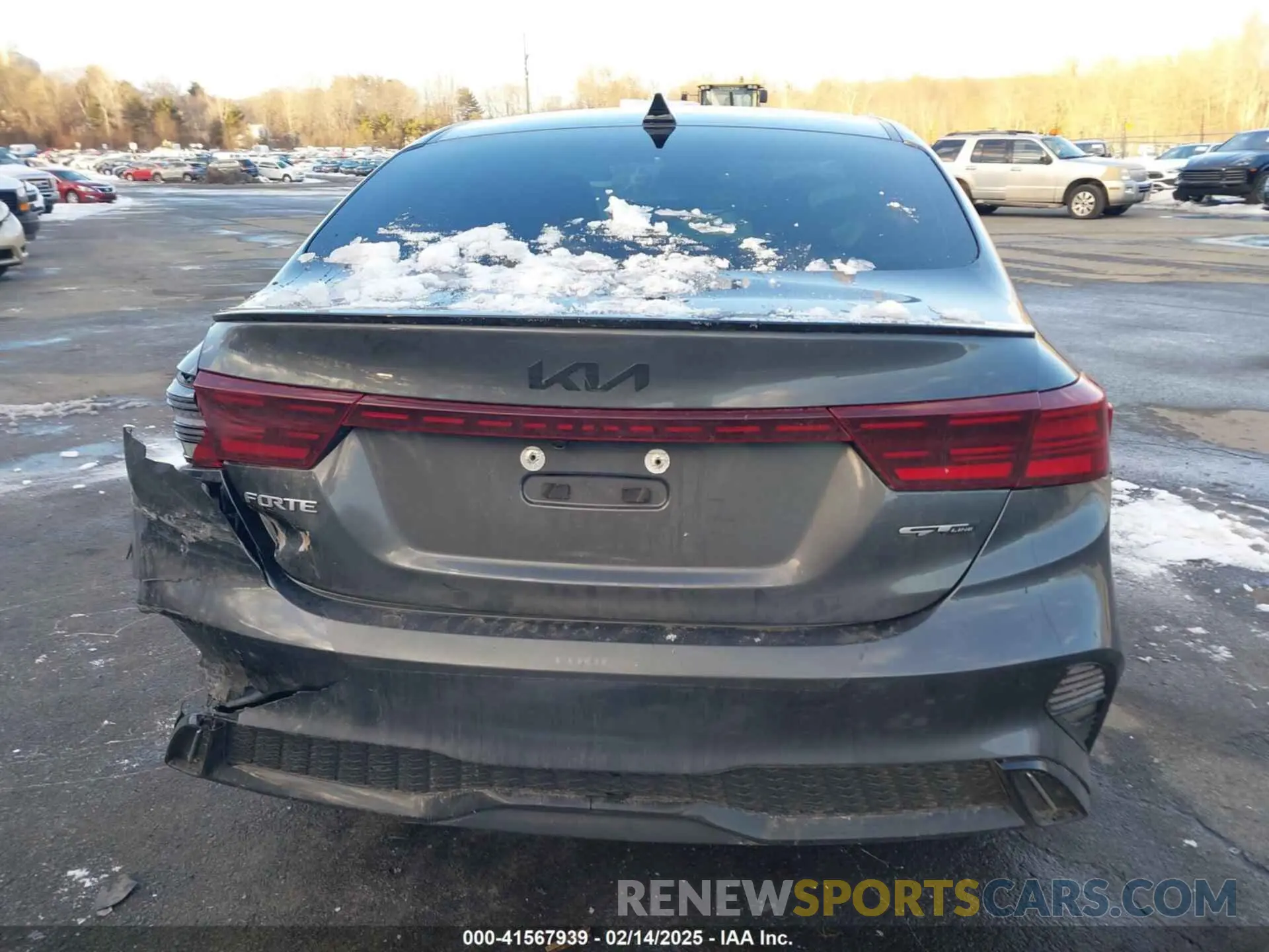 17 fotografías del automóvil dañado 3KPF54AD3PE520859 KIA FORTE 2023