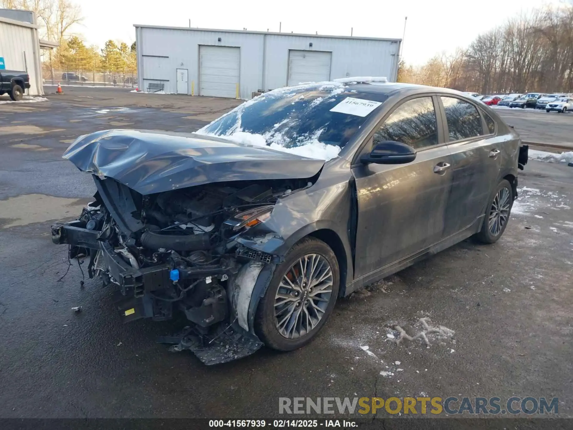 2 fotografías del automóvil dañado 3KPF54AD3PE520859 KIA FORTE 2023