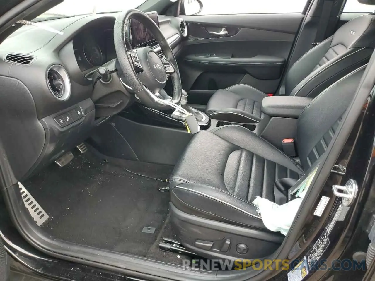 7 fotografías del automóvil dañado 3KPF54AD3PE591348 KIA FORTE 2023