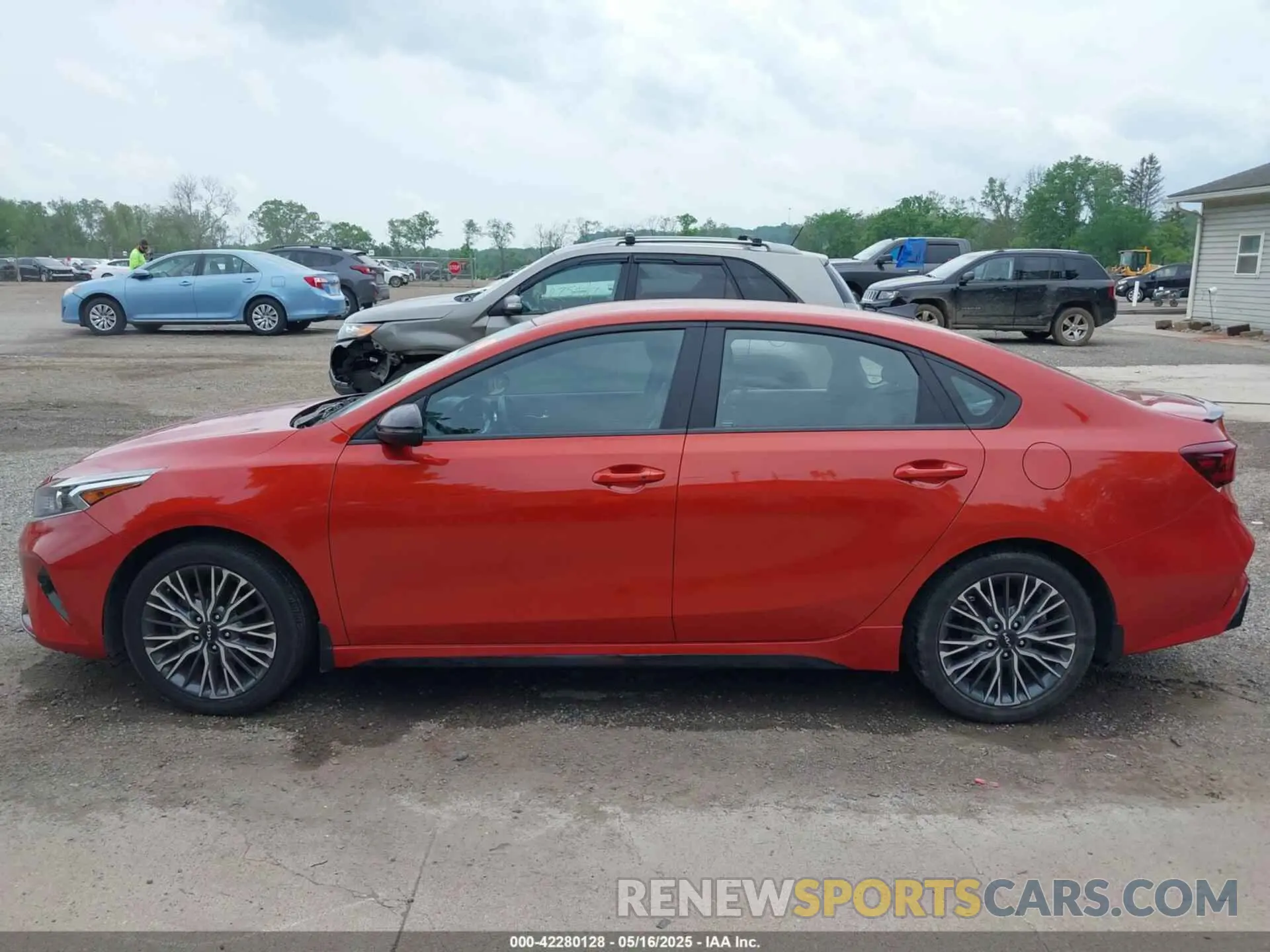 14 fotografías del automóvil dañado 3KPF54AD3PE629435 KIA FORTE 2023