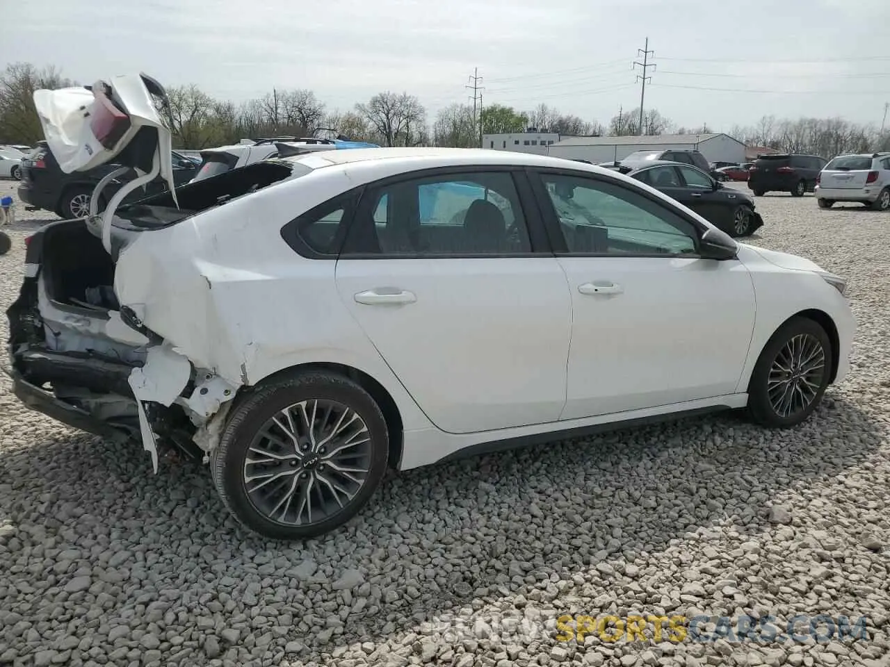 3 fotografías del automóvil dañado 3KPF54AD3PE643190 KIA FORTE 2023