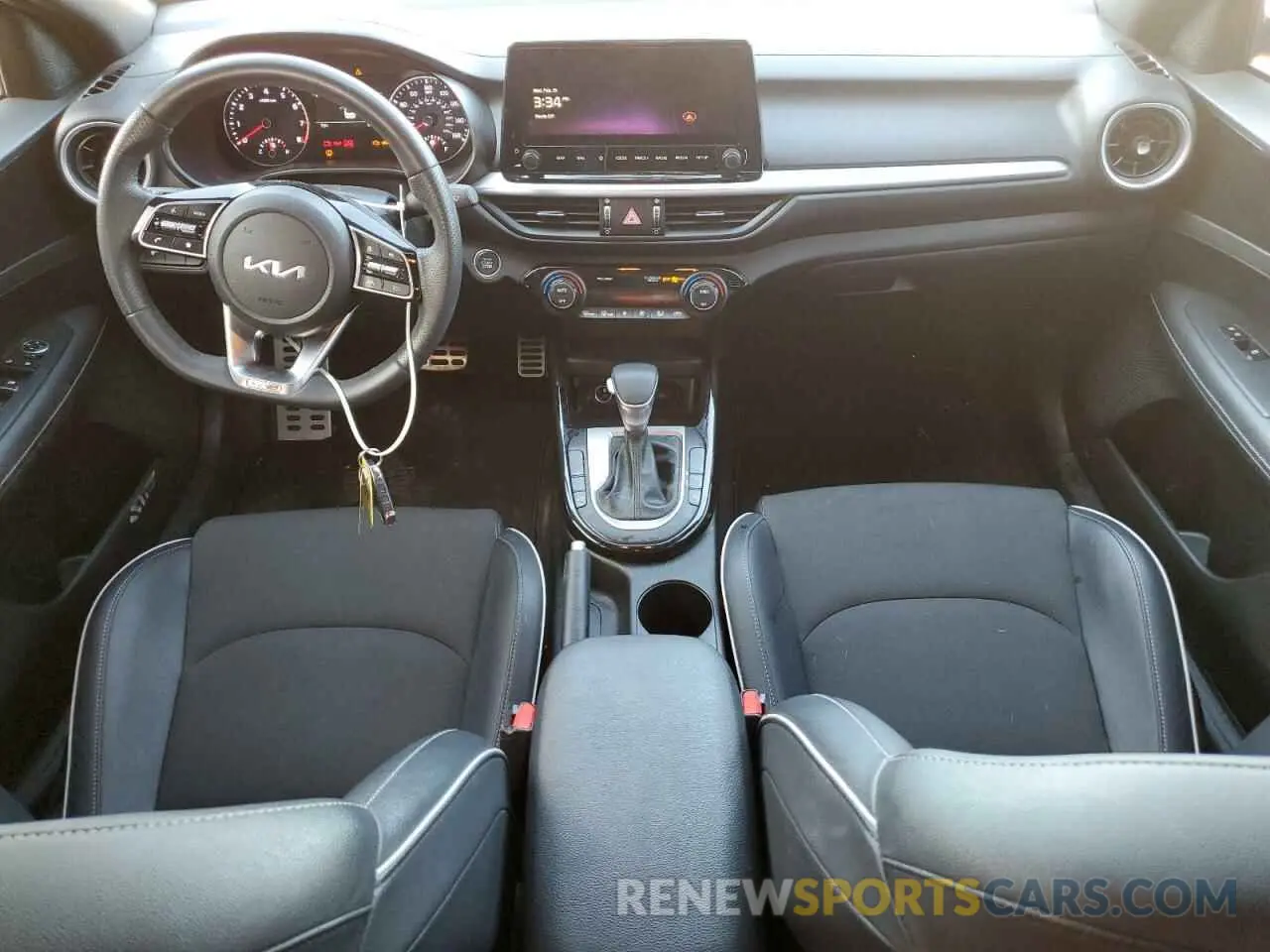 8 fotografías del automóvil dañado 3KPF54AD3PE644775 KIA FORTE 2023