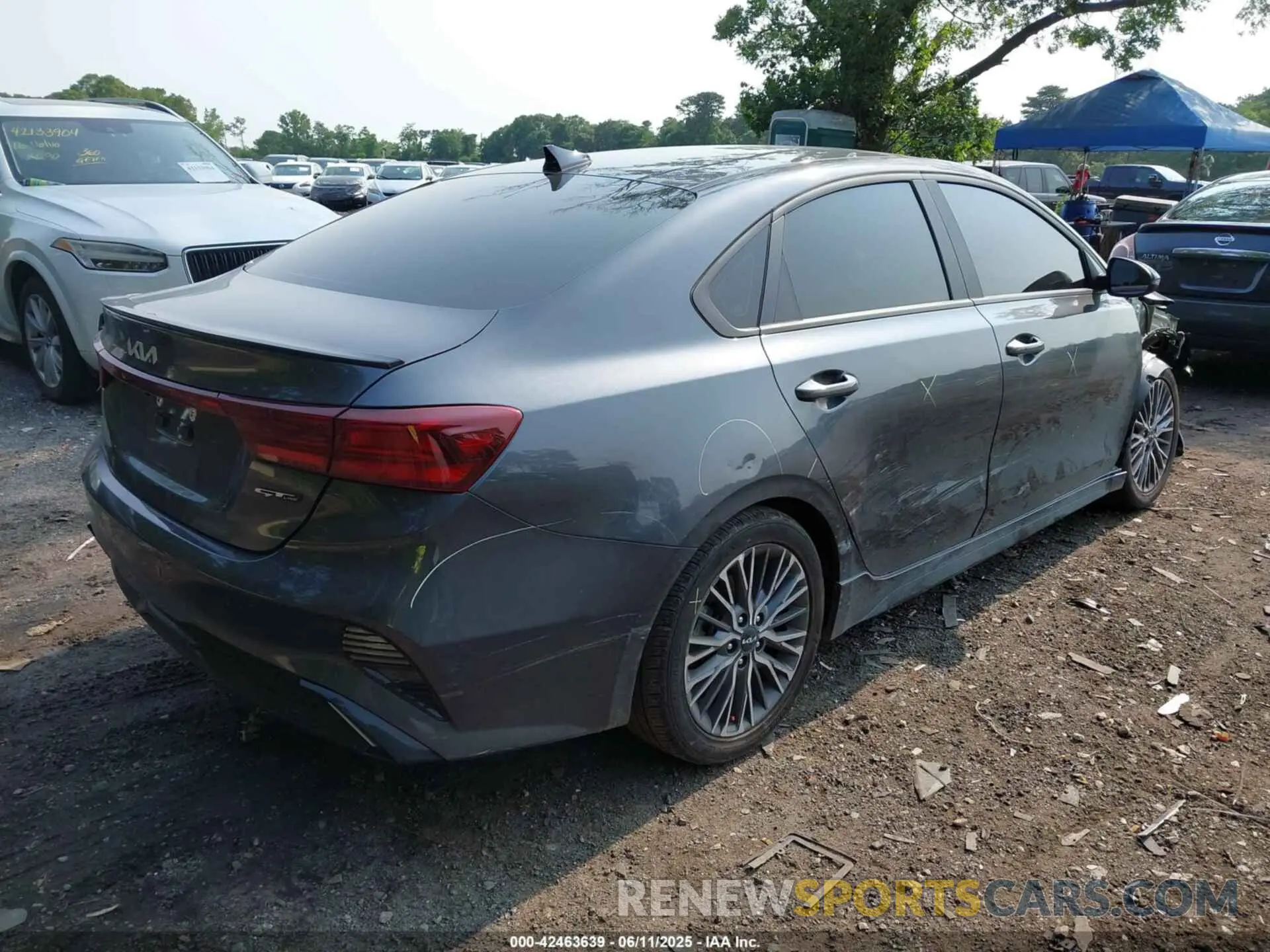 4 fotografías del automóvil dañado 3KPF54AD3PE685519 KIA FORTE 2023