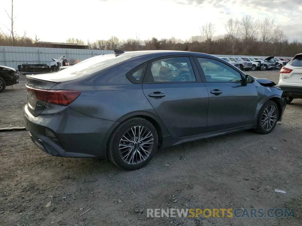 3 fotografías del automóvil dañado 3KPF54AD4PE539999 KIA FORTE 2023