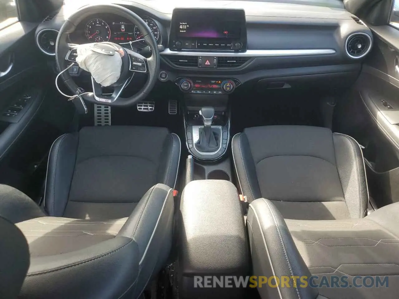 8 fotografías del automóvil dañado 3KPF54AD4PE545429 KIA FORTE 2023