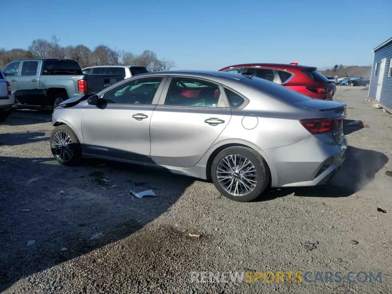2 fotografías del automóvil dañado 3KPF54AD4PE561596 KIA FORTE 2023