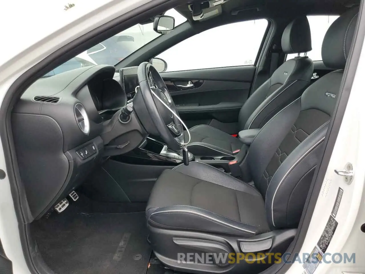 7 fotografías del automóvil dañado 3KPF54AD4PE578754 KIA FORTE 2023