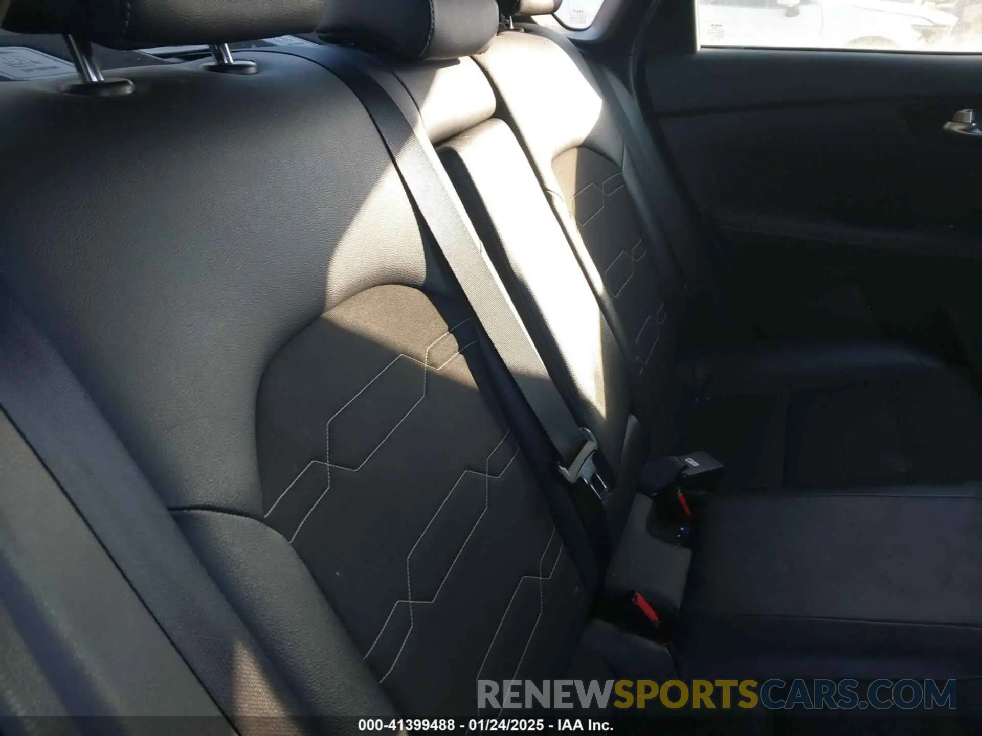 8 fotografías del automóvil dañado 3KPF54AD4PE593769 KIA FORTE 2023