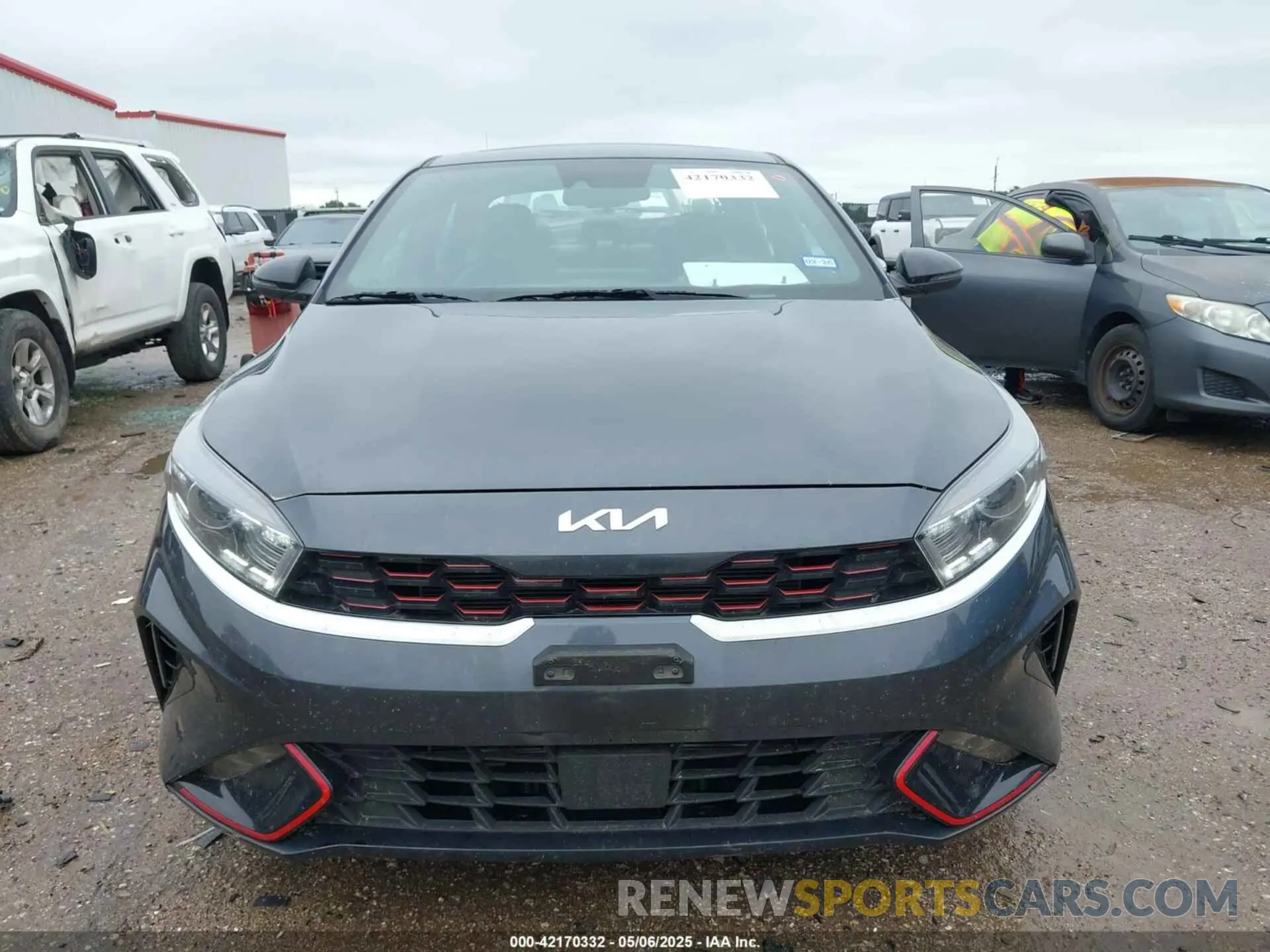 12 fotografías del automóvil dañado 3KPF54AD4PE602650 KIA FORTE 2023