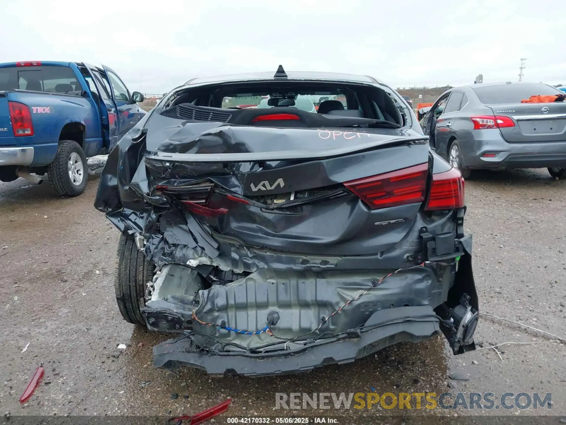 16 fotografías del automóvil dañado 3KPF54AD4PE602650 KIA FORTE 2023