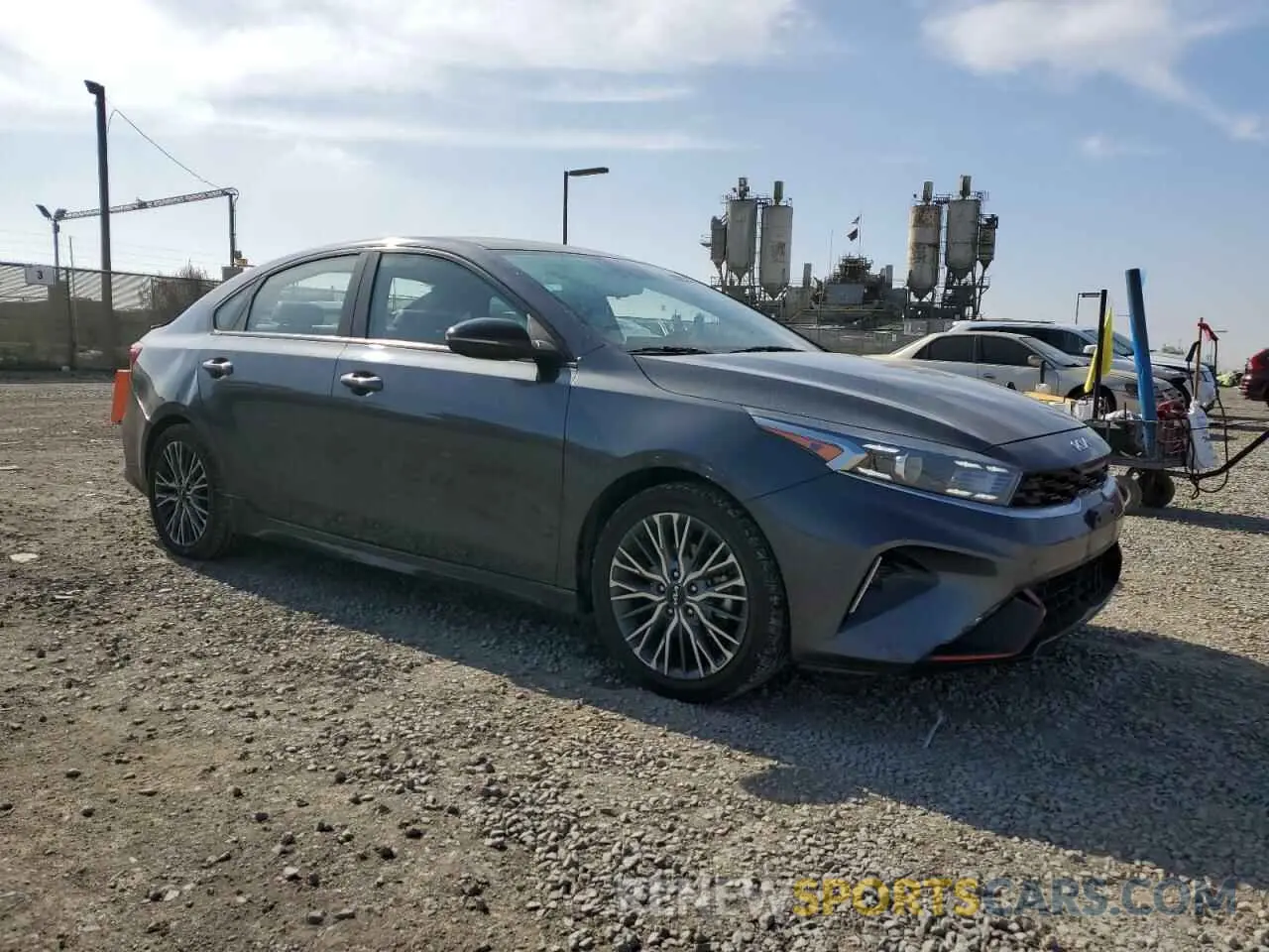 4 fotografías del automóvil dañado 3KPF54AD5PE596521 KIA FORTE 2023