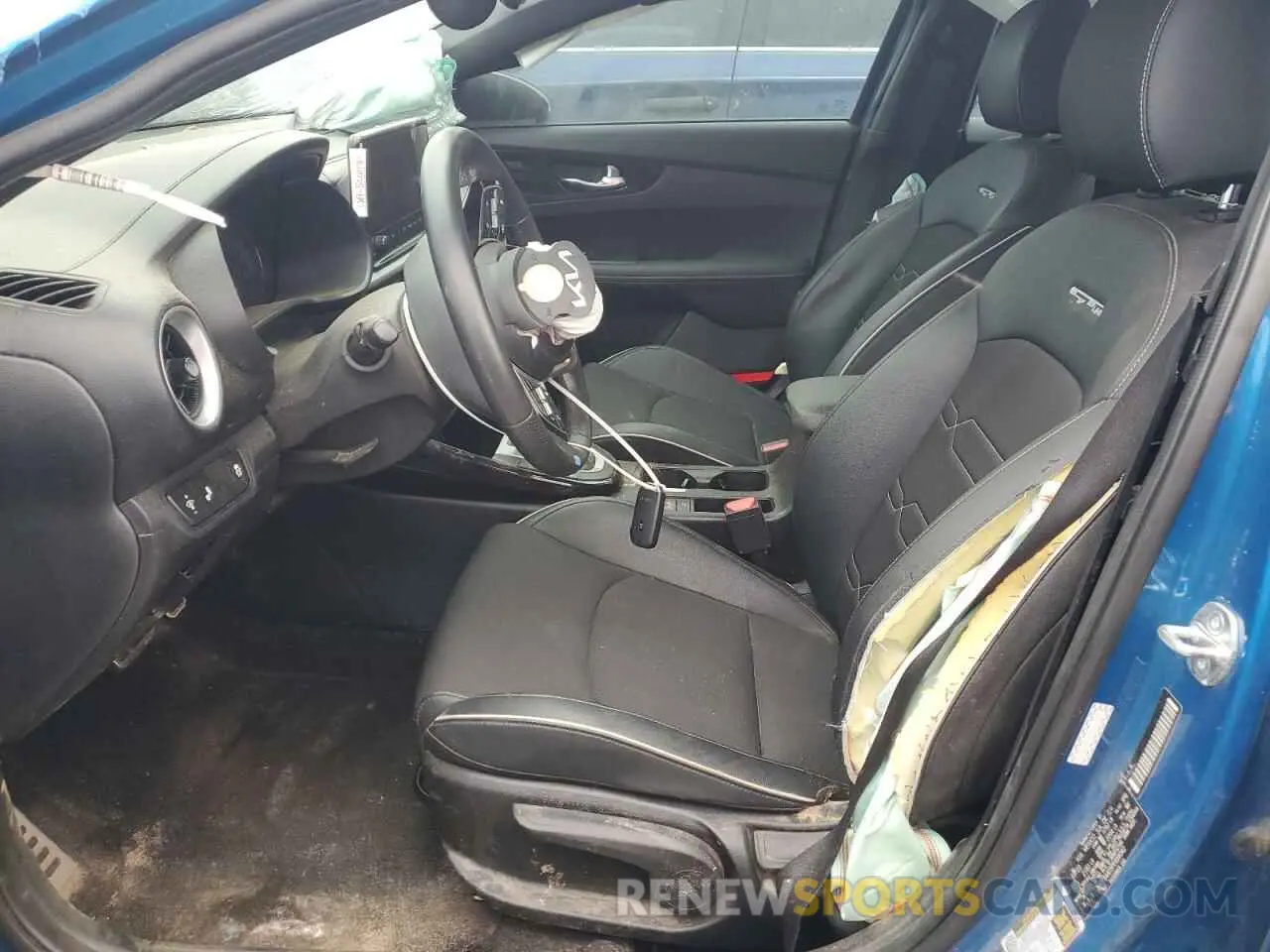 7 fotografías del automóvil dañado 3KPF54AD5PE664042 KIA FORTE 2023