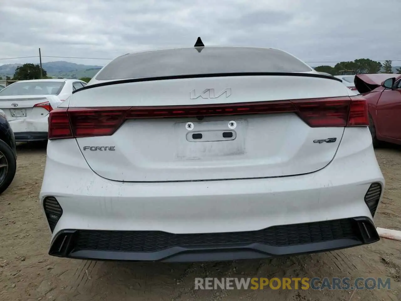 6 fotografías del automóvil dañado 3KPF54AD5PE671167 KIA FORTE 2023
