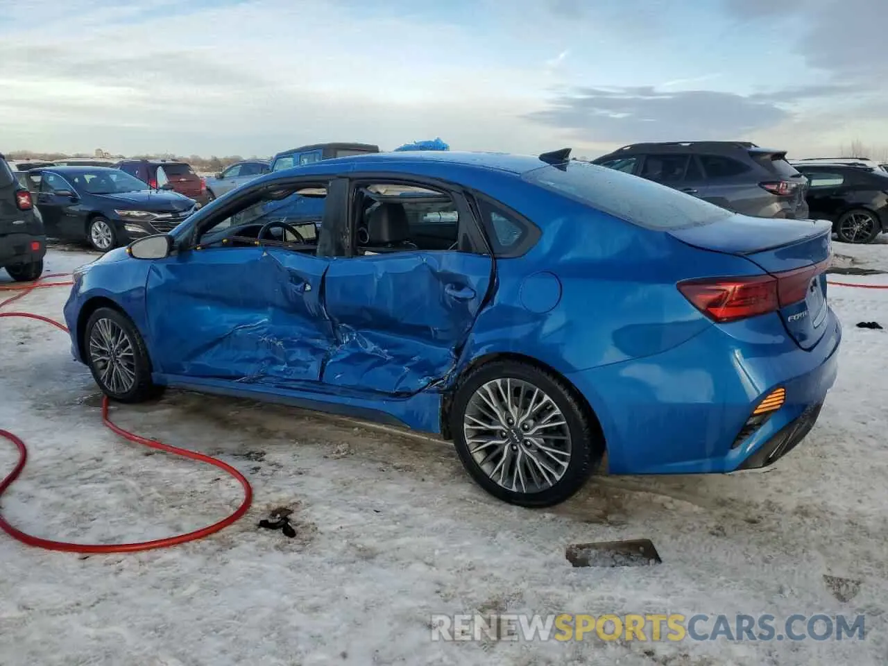 2 fotografías del automóvil dañado 3KPF54AD7PE525045 KIA FORTE 2023