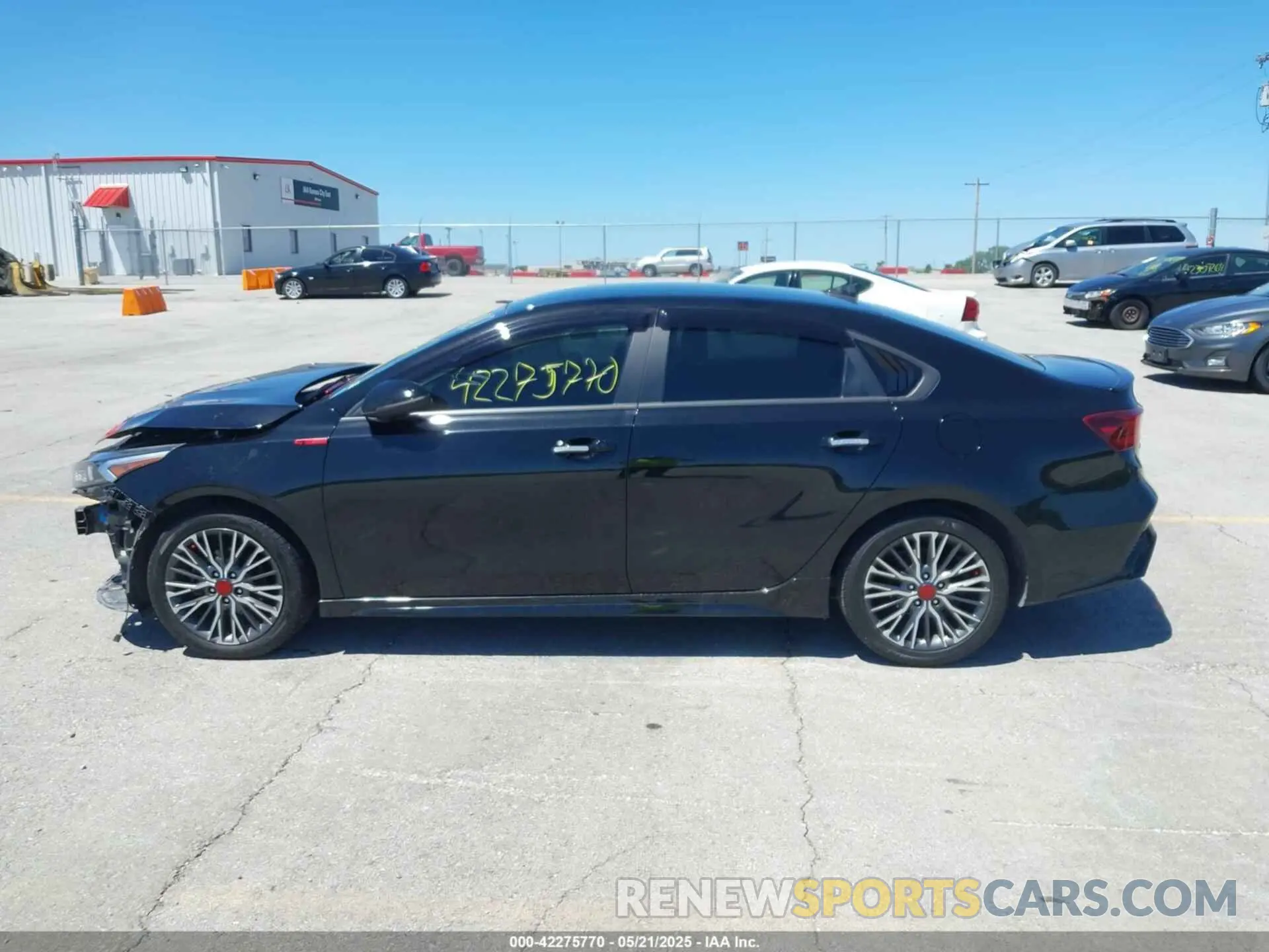 14 fotografías del automóvil dañado 3KPF54AD7PE527698 KIA FORTE 2023