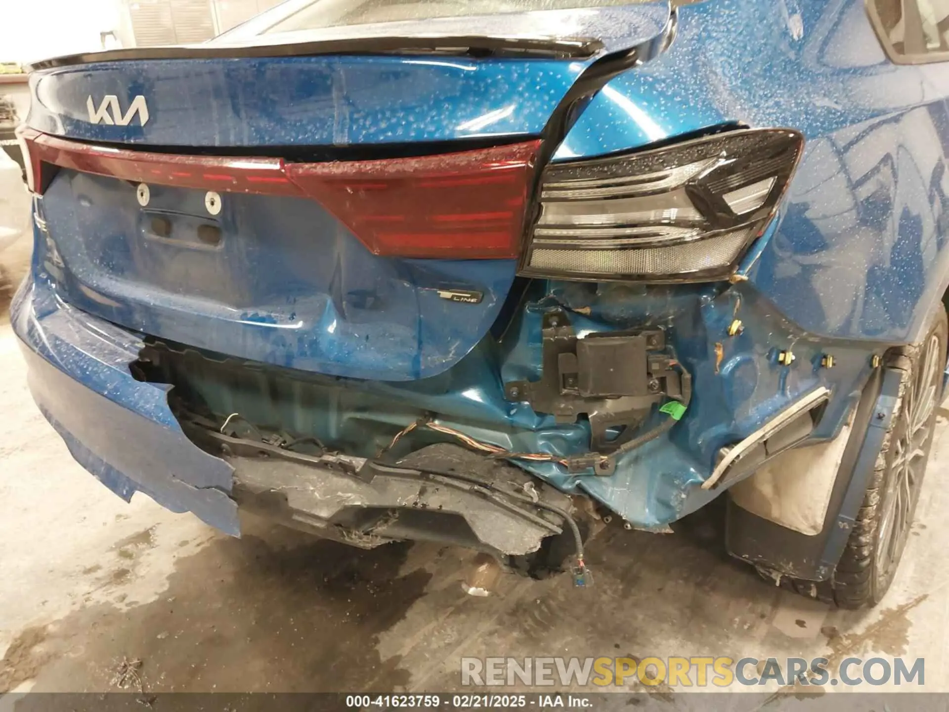 6 fotografías del automóvil dañado 3KPF54AD7PE538250 KIA FORTE 2023