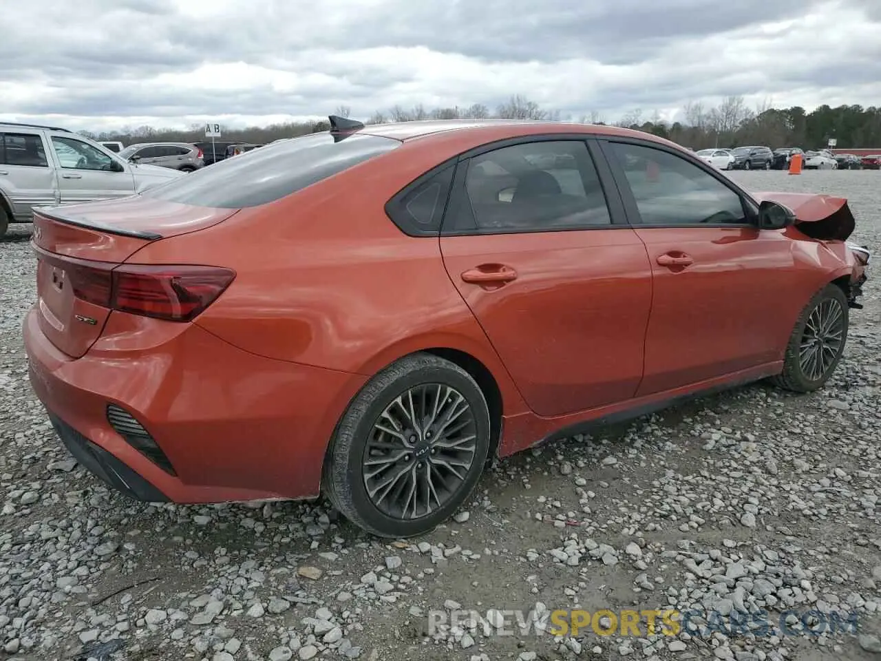 3 fotografías del automóvil dañado 3KPF54AD7PE589392 KIA FORTE 2023