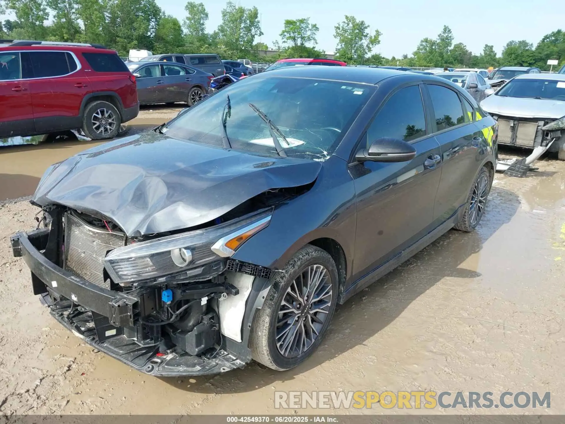 2 fotografías del automóvil dañado 3KPF54AD8PE517925 KIA FORTE 2023