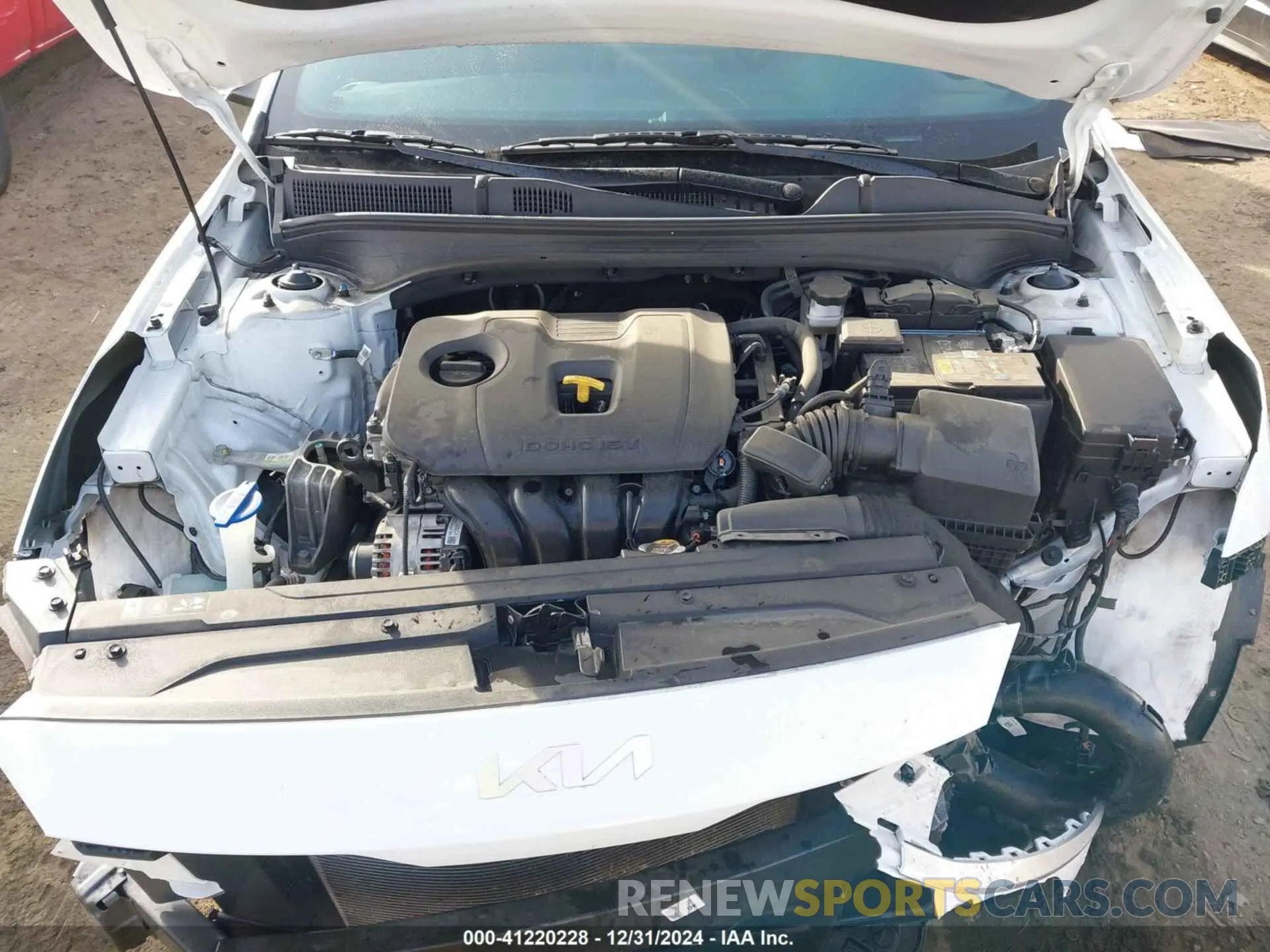 10 fotografías del automóvil dañado 3KPF54AD8PE556241 KIA FORTE 2023