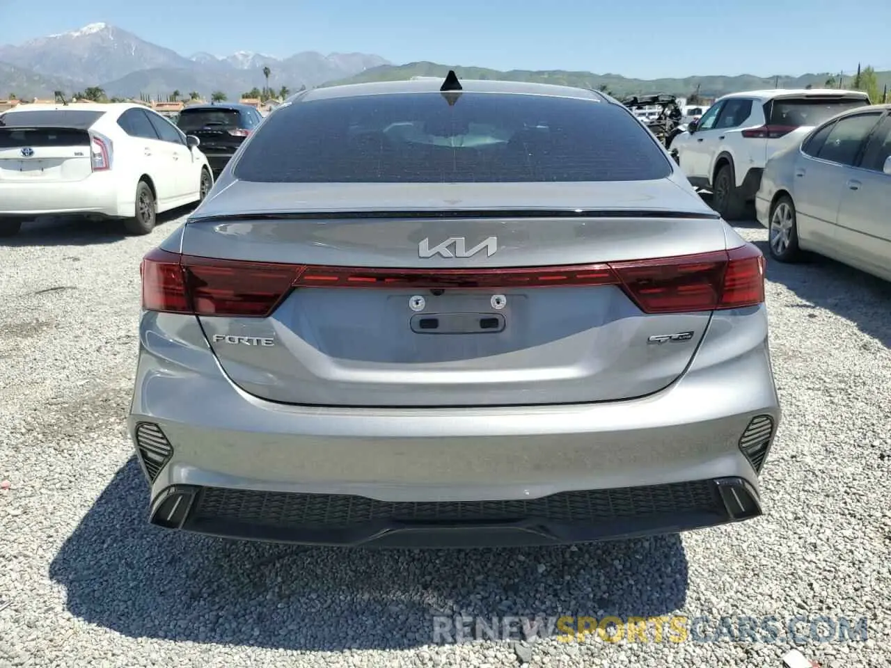 6 fotografías del automóvil dañado 3KPF54AD8PE604384 KIA FORTE 2023