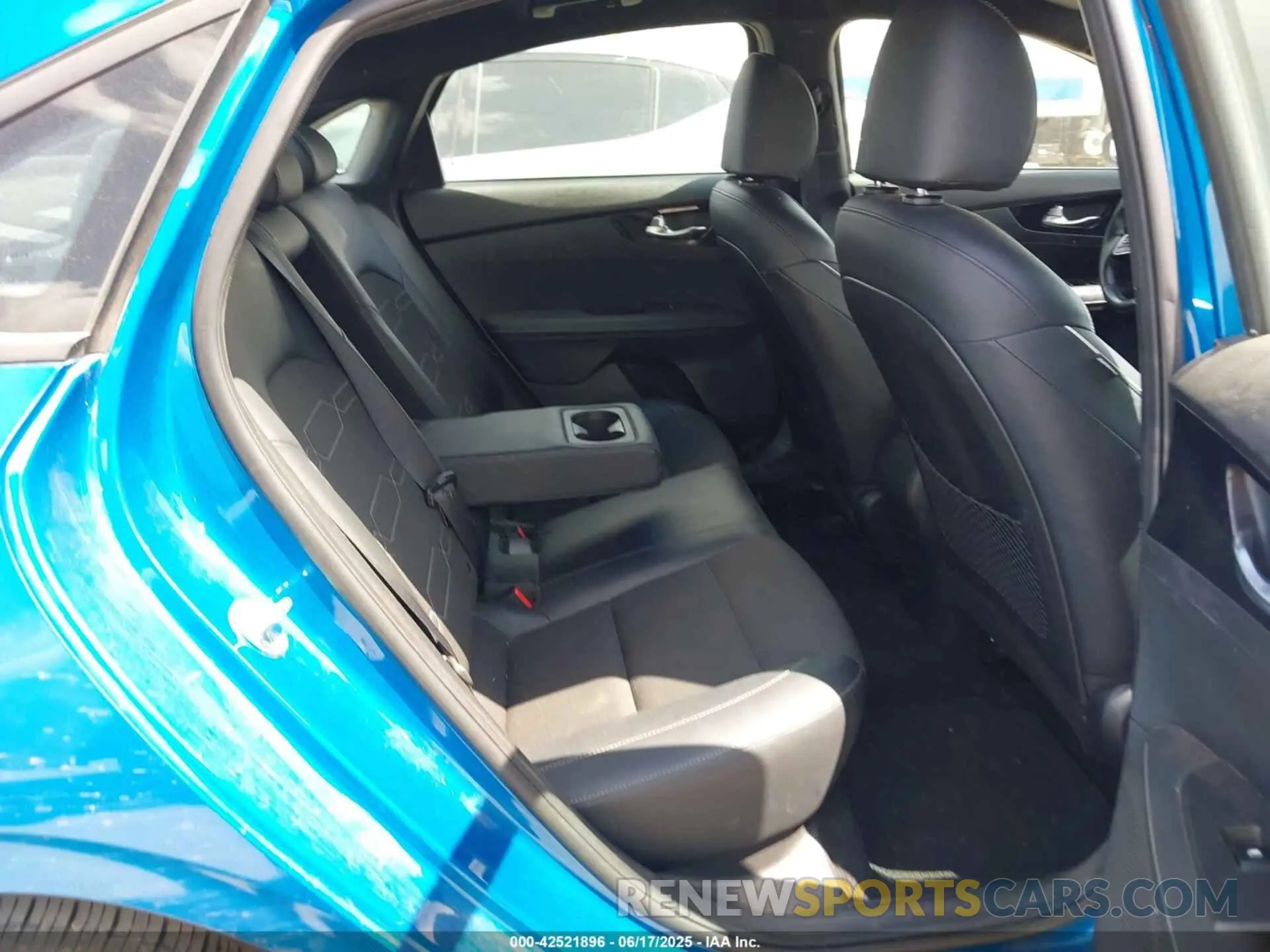 8 fotografías del automóvil dañado 3KPF54AD8PE618978 KIA FORTE 2023