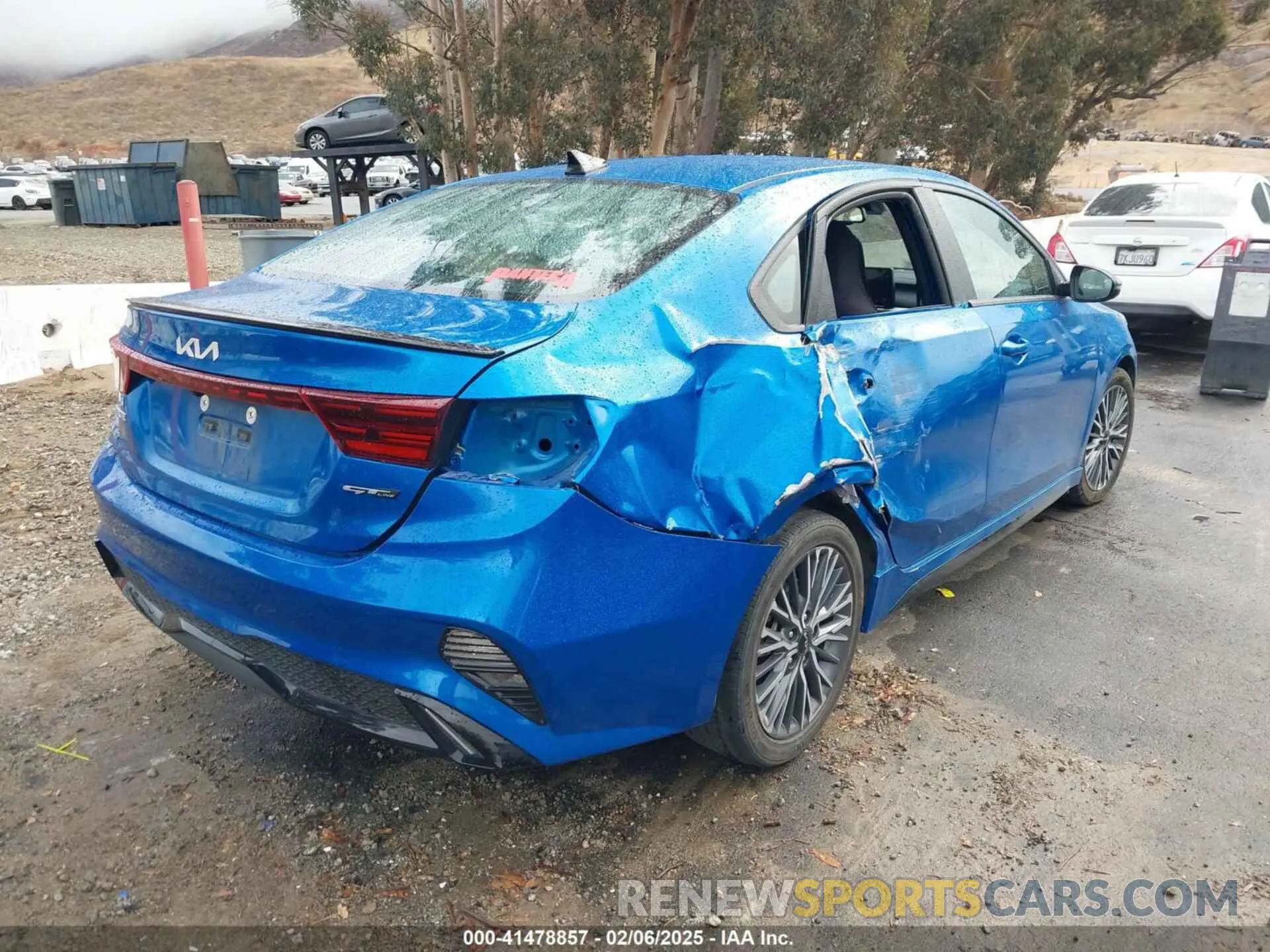 4 fotografías del automóvil dañado 3KPF54AD8PE652127 KIA FORTE 2023