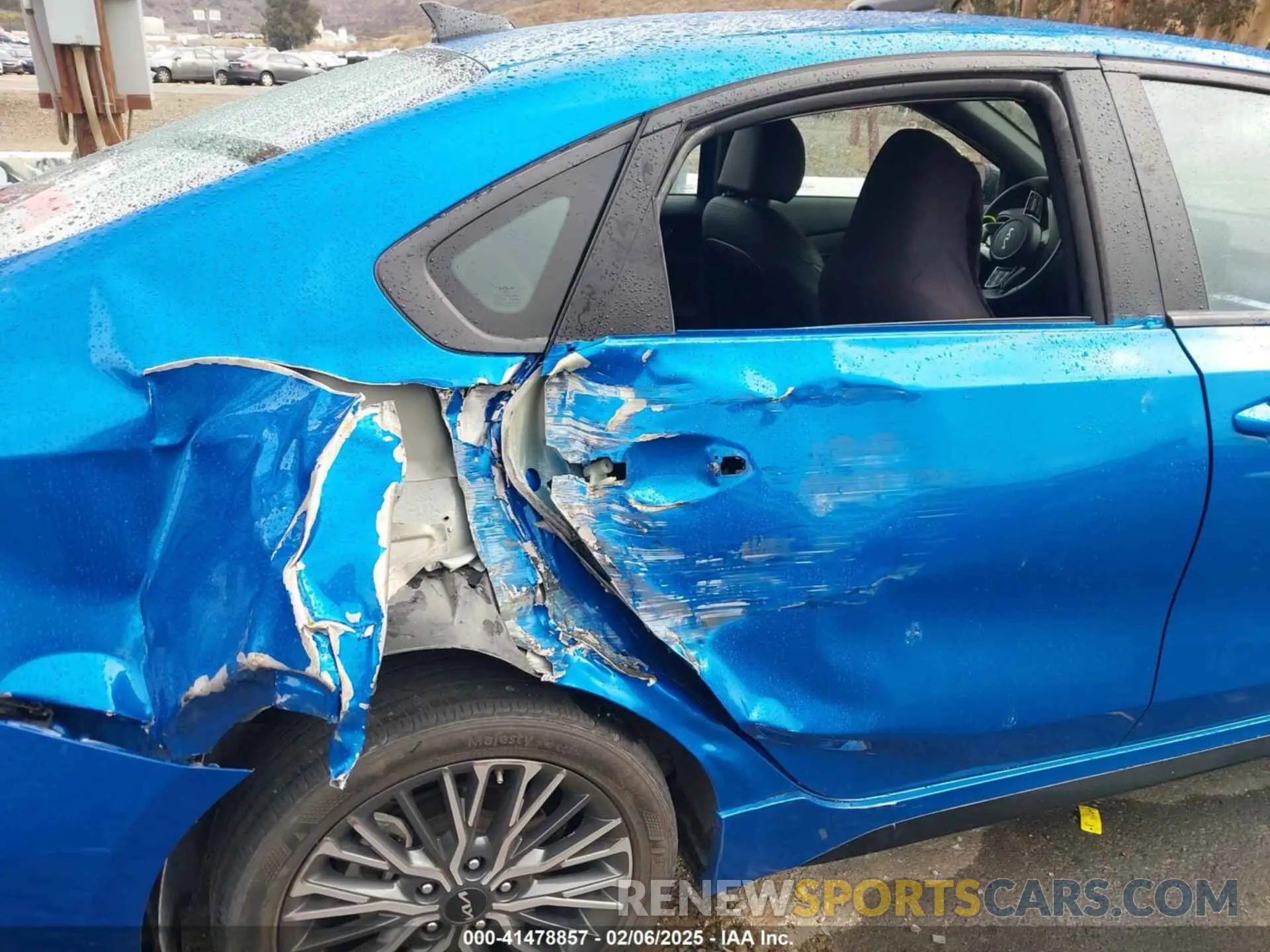 6 fotografías del automóvil dañado 3KPF54AD8PE652127 KIA FORTE 2023