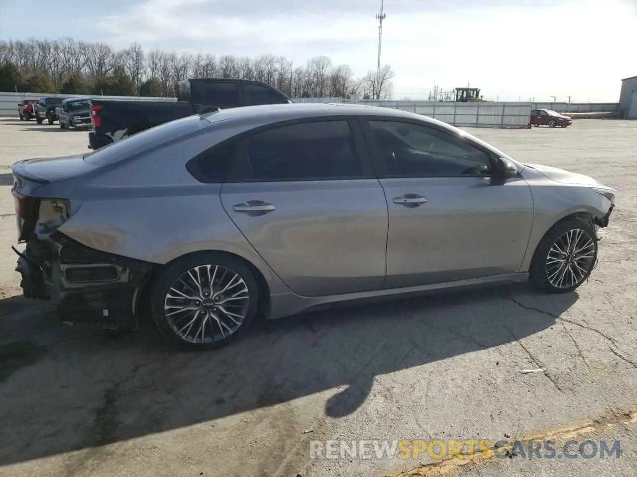 3 fotografías del automóvil dañado 3KPF54AD8PE667131 KIA FORTE 2023