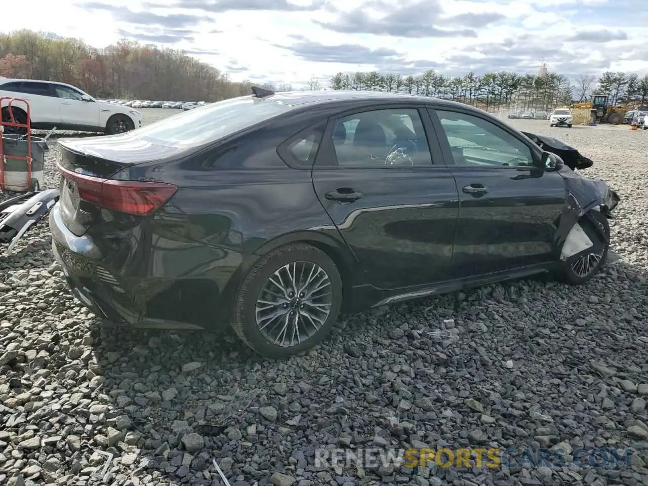 3 fotografías del automóvil dañado 3KPF54AD9PE609416 KIA FORTE 2023
