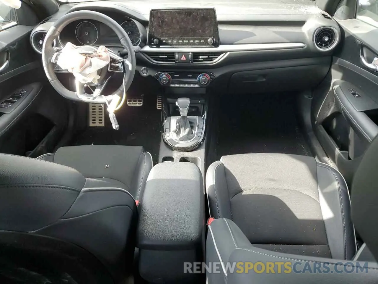 8 fotografías del automóvil dañado 3KPF54AD9PE609416 KIA FORTE 2023