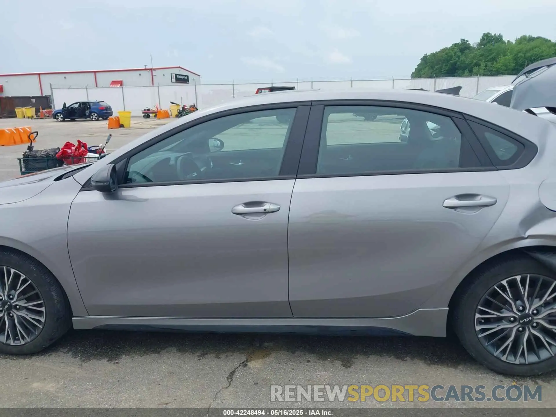 15 fotografías del automóvil dañado 3KPF54AD9PE626250 KIA FORTE 2023