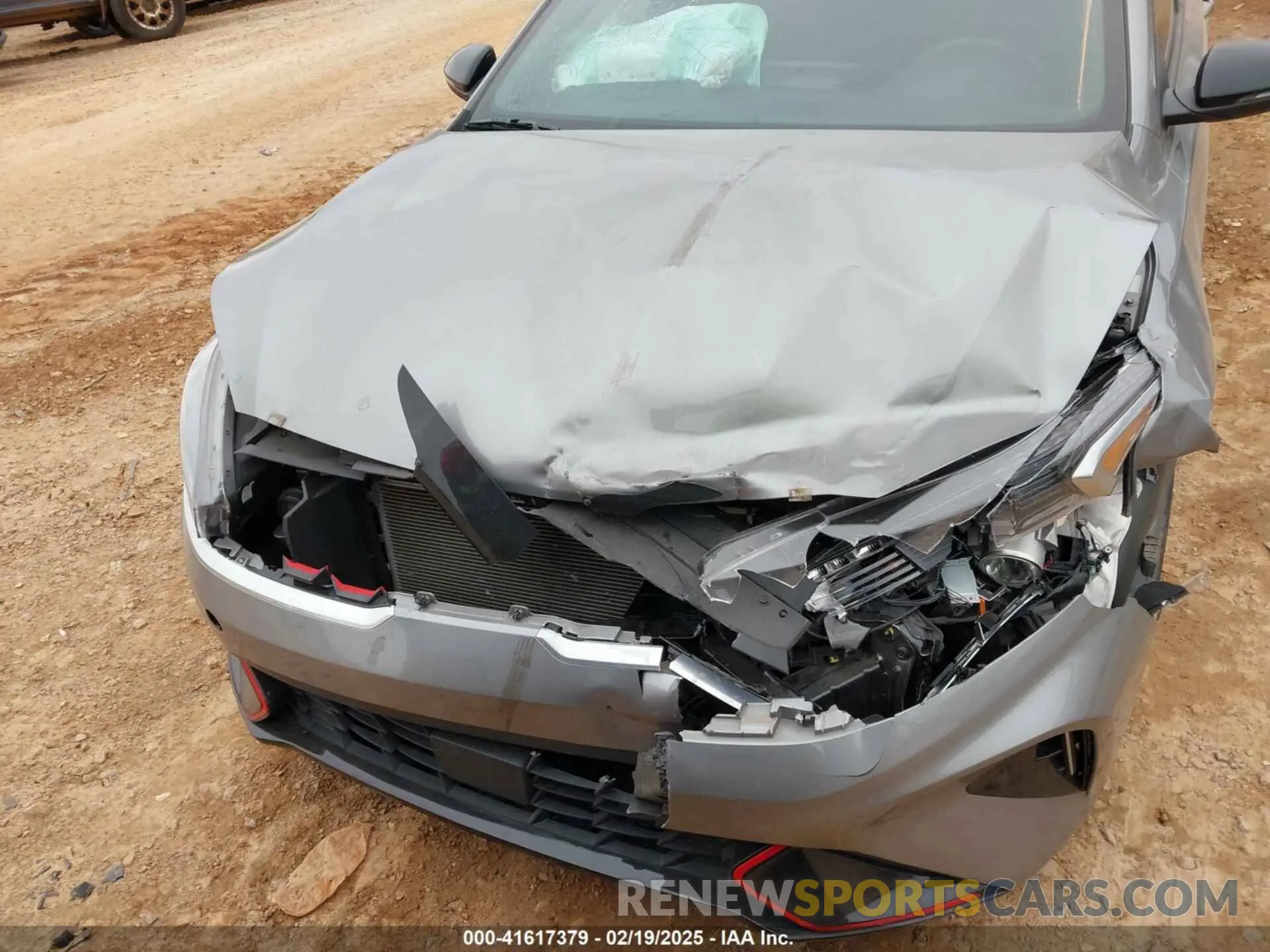 12 fotografías del automóvil dañado 3KPF54AD9PE639645 KIA FORTE 2023